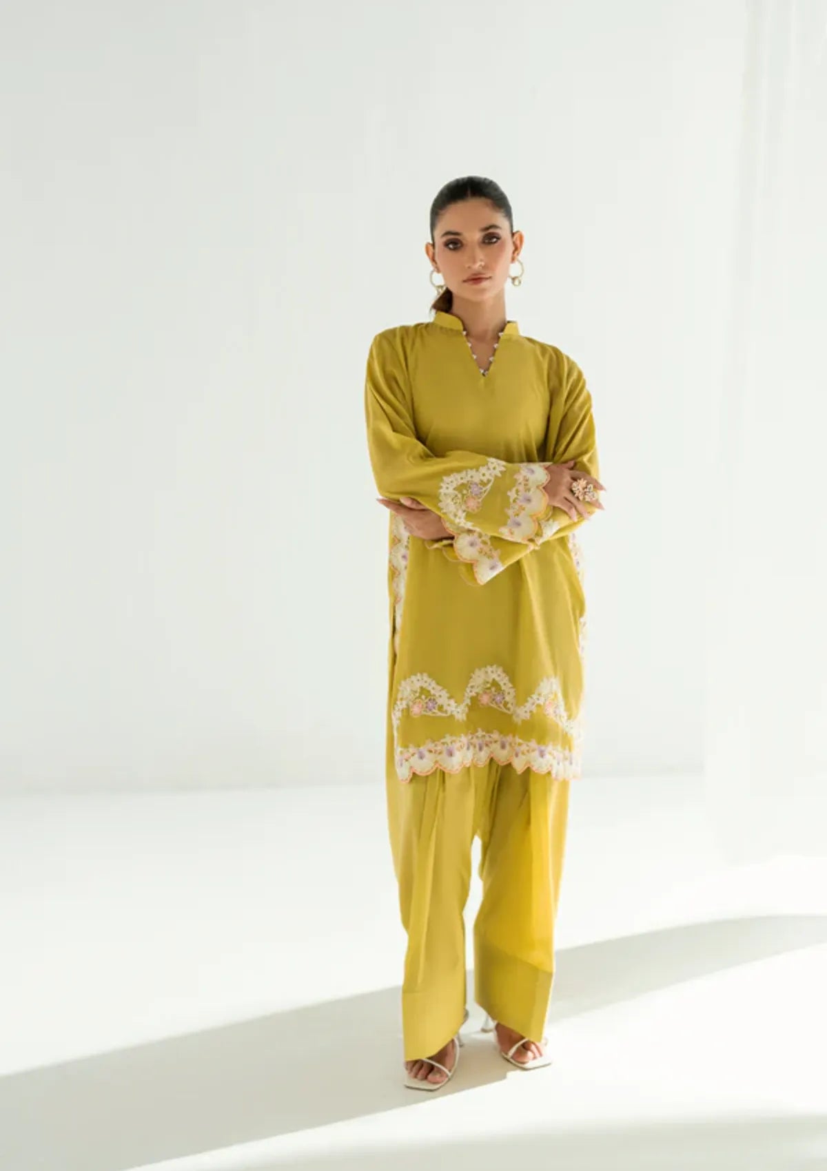 mohsin-saeed-fabrics-luxury-fashion-collection-daily-wear-wedding-and-formal-in-budget-This-product-is-from-sidra-fahad-summer-co-ord25-sf-245-is-available-on-Mohsin-saeed-fabrics-website.