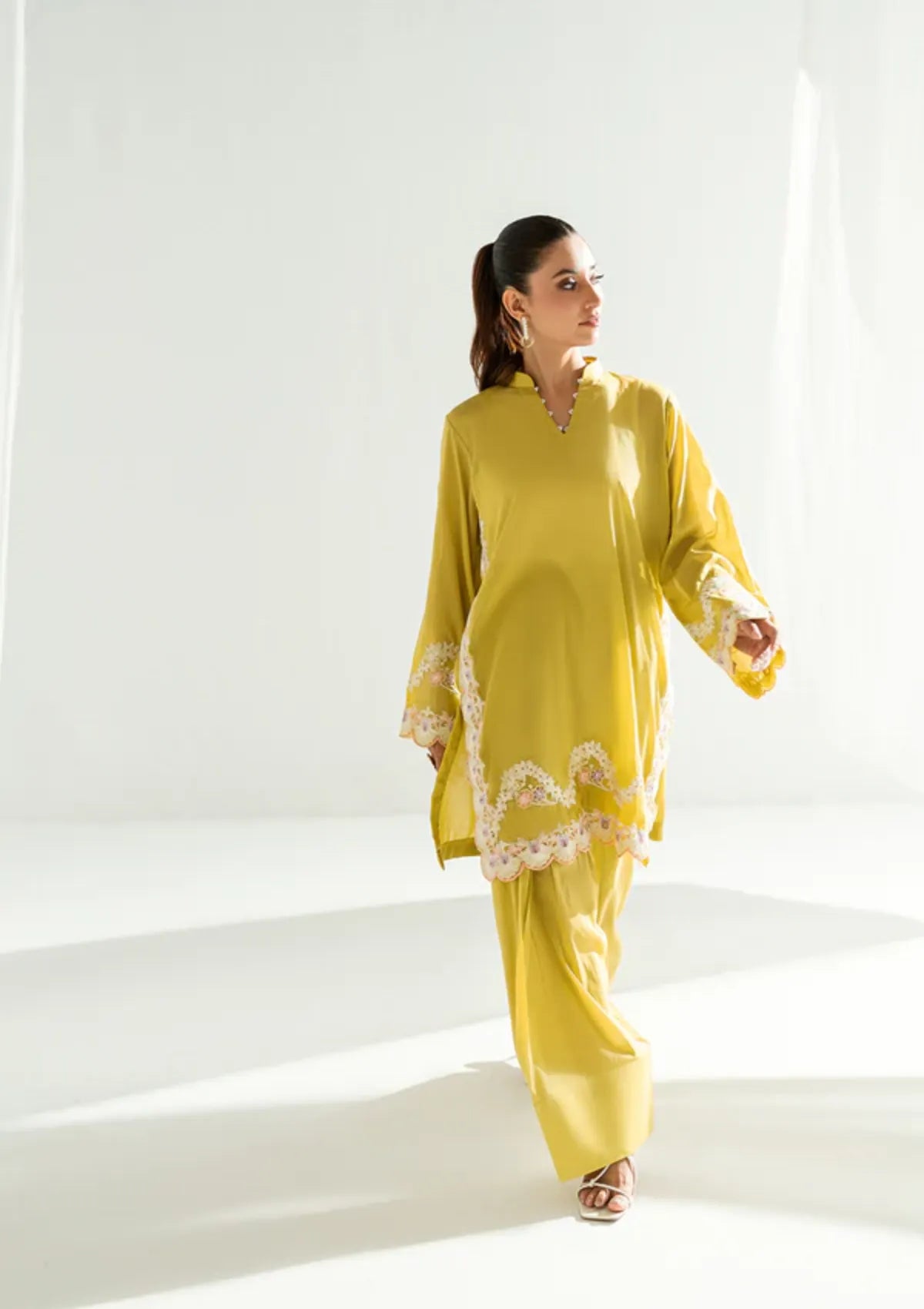 mohsin-saeed-fabrics-luxury-fashion-collection-daily-wear-wedding-and-formal-in-budget-This-product-is-from-sidra-fahad-summer-co-ord25-sf-245-is-available-on-Mohsin-saeed-fabrics-website.