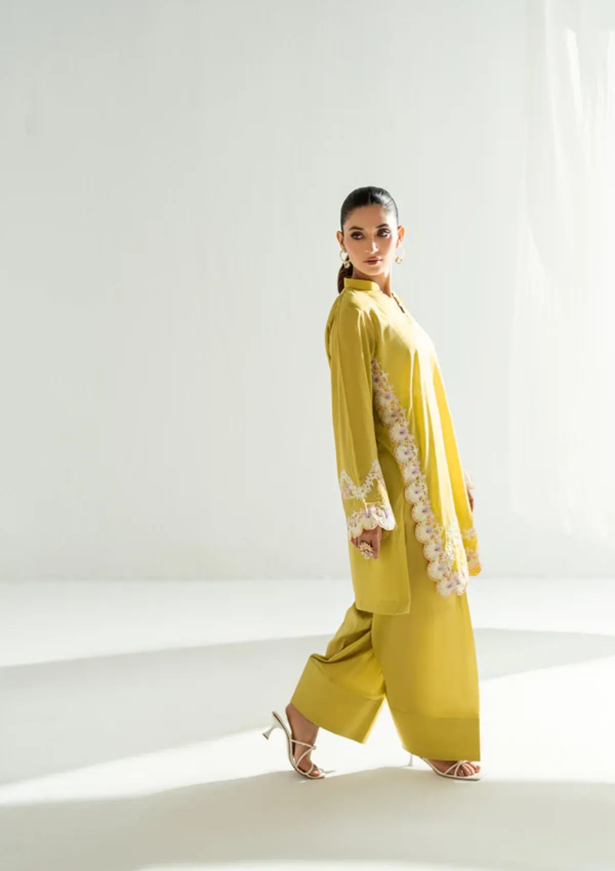 mohsin-saeed-fabrics-luxury-fashion-collection-daily-wear-wedding-and-formal-in-budget-This-product-is-from-sidra-fahad-summer-co-ord25-sf-245-is-available-on-Mohsin-saeed-fabrics-website.