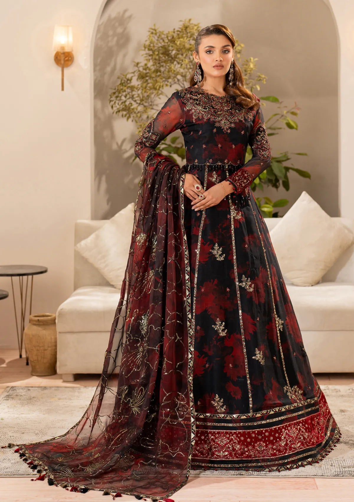 mohsin-saeed-fabrics-designer-daily-wear-formal-and-wedding-suits-within-budget-This-product-is-from-alizeh-fleur-emb-printed-chiffon25-is-available-on-Mohsin-saeed-fabrics-website.