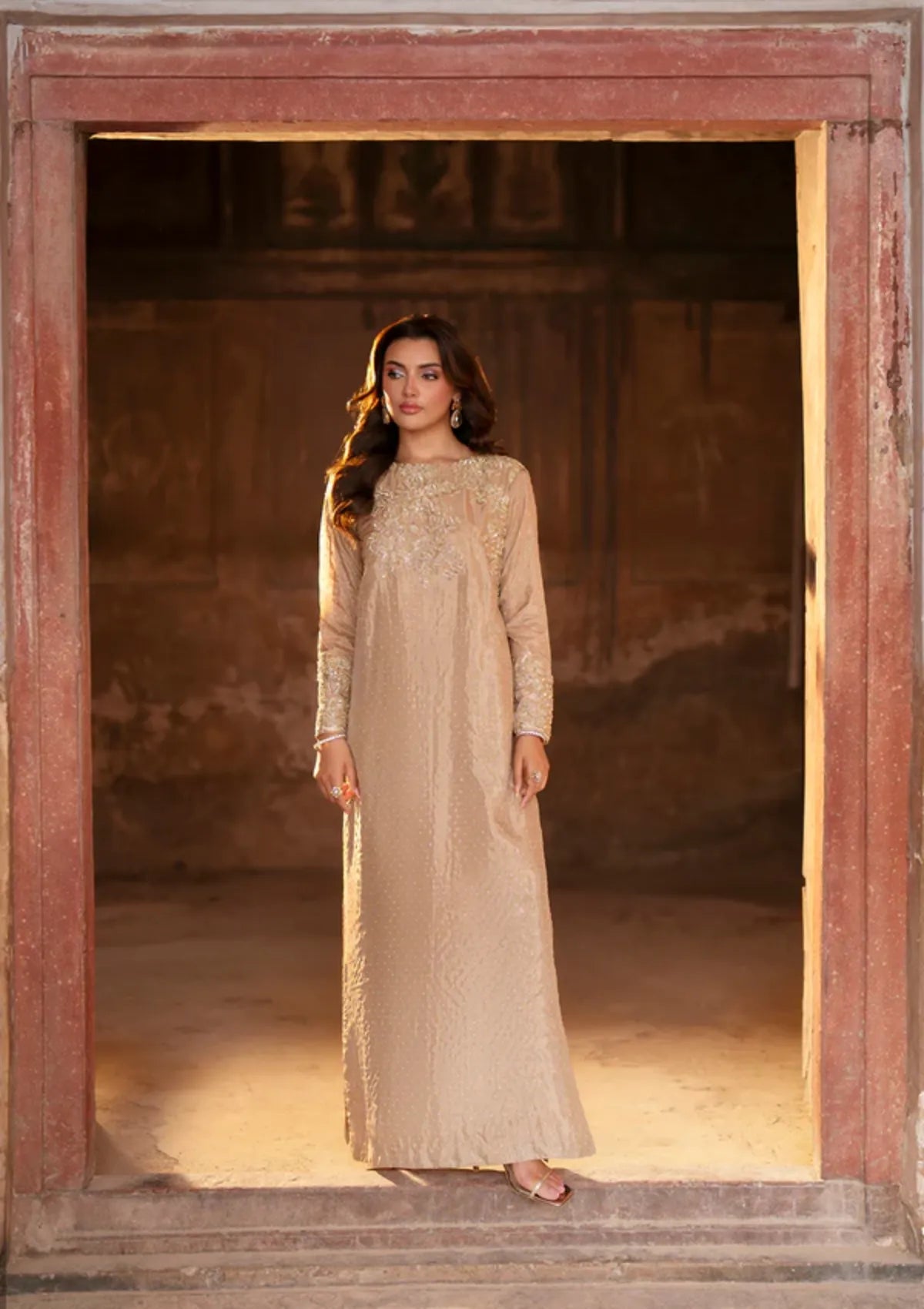 mohsin-saeed-fabrics-is-selling-online-and-in stores-Luxury-daily-wear-wedding-wear-formal-wear-in-budgeted-price-This-product-is-from-sidra-fahad-noor-e-jahan-luxury-formal25-sf-257-is-available-on-Mohsin-saeed-fabrics-website.