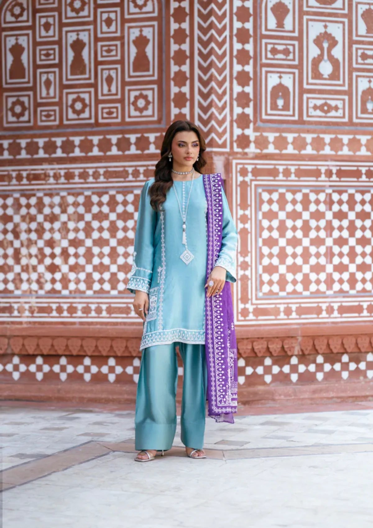 mohsin-saeed-fabrics-is-selling-online-and-in stores-Luxury-daily-wear-wedding-wear-formal-wear-in-budgeted-price-This-product-is-from-sidra-fahad-noor-e-jahan-luxury-formal25-sf-263-is-available-on-Mohsin-saeed-fabrics-website.
