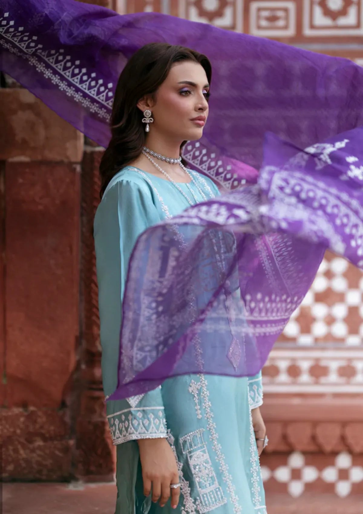 mohsin-saeed-fabrics-is-selling-online-and-in stores-Luxury-daily-wear-wedding-wear-formal-wear-in-budgeted-price-This-product-is-from-sidra-fahad-noor-e-jahan-luxury-formal25-sf-263-is-available-on-Mohsin-saeed-fabrics-website.