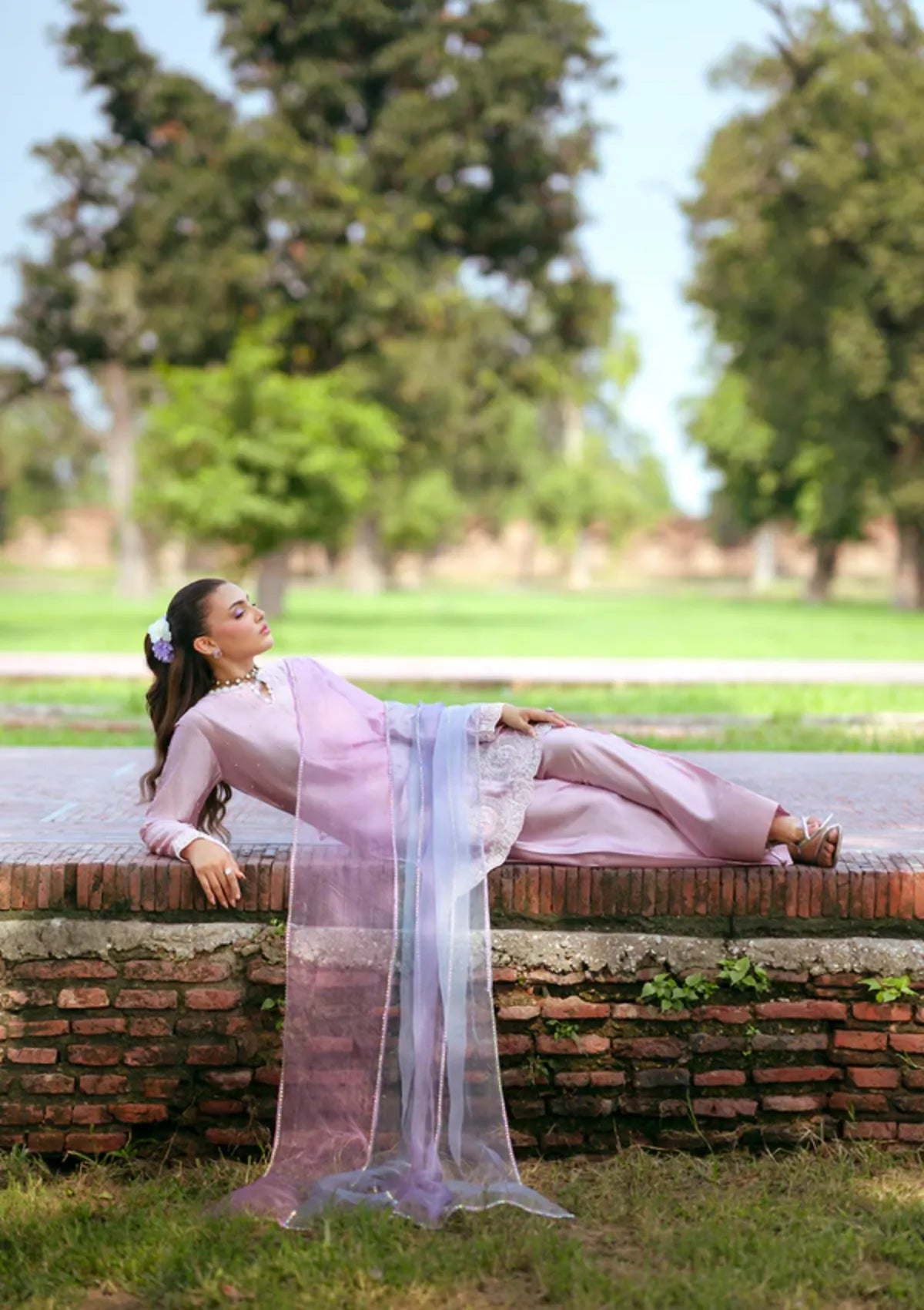 mohsin-saeed-fabrics-is-selling-online-and-in stores-Luxury-daily-wear-wedding-wear-formal-wear-in-budgeted-price-This-product-is-from-sidra-fahad-noor-e-jahan-luxury-formal25-sf-255-is-available-on-Mohsin-saeed-fabrics-website.