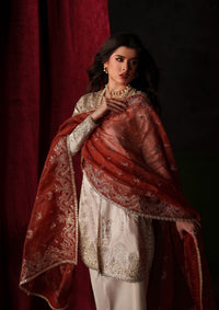 Emaan Adeel Verve Silk Edit'26 - POISE