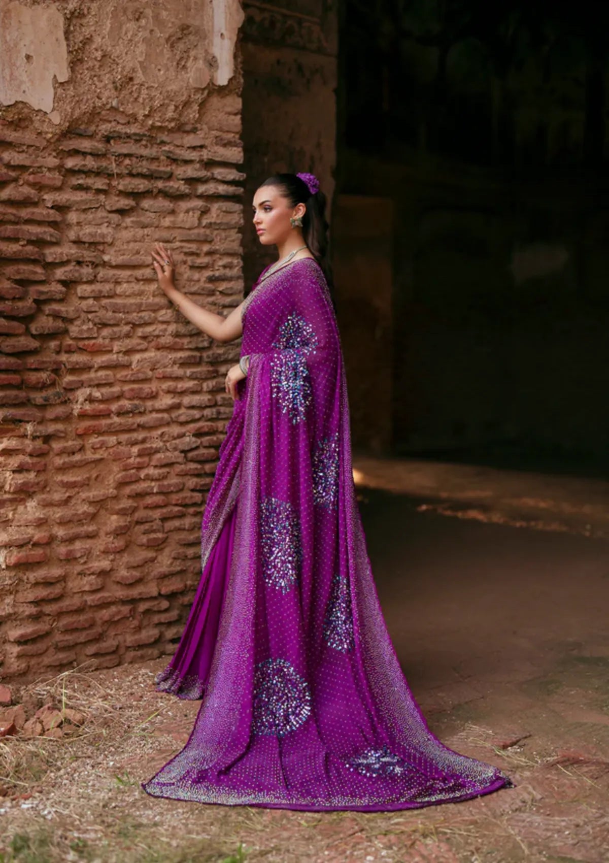 mohsin-saeed-fabrics-is-selling-online-and-in stores-Luxury-daily-wear-wedding-wear-formal-wear-in-budgeted-price-This-product-is-from-sidra-fahad-noor-e-jahan-luxury-formal25-sf-259-is-available-on-Mohsin-saeed-fabrics-website.
