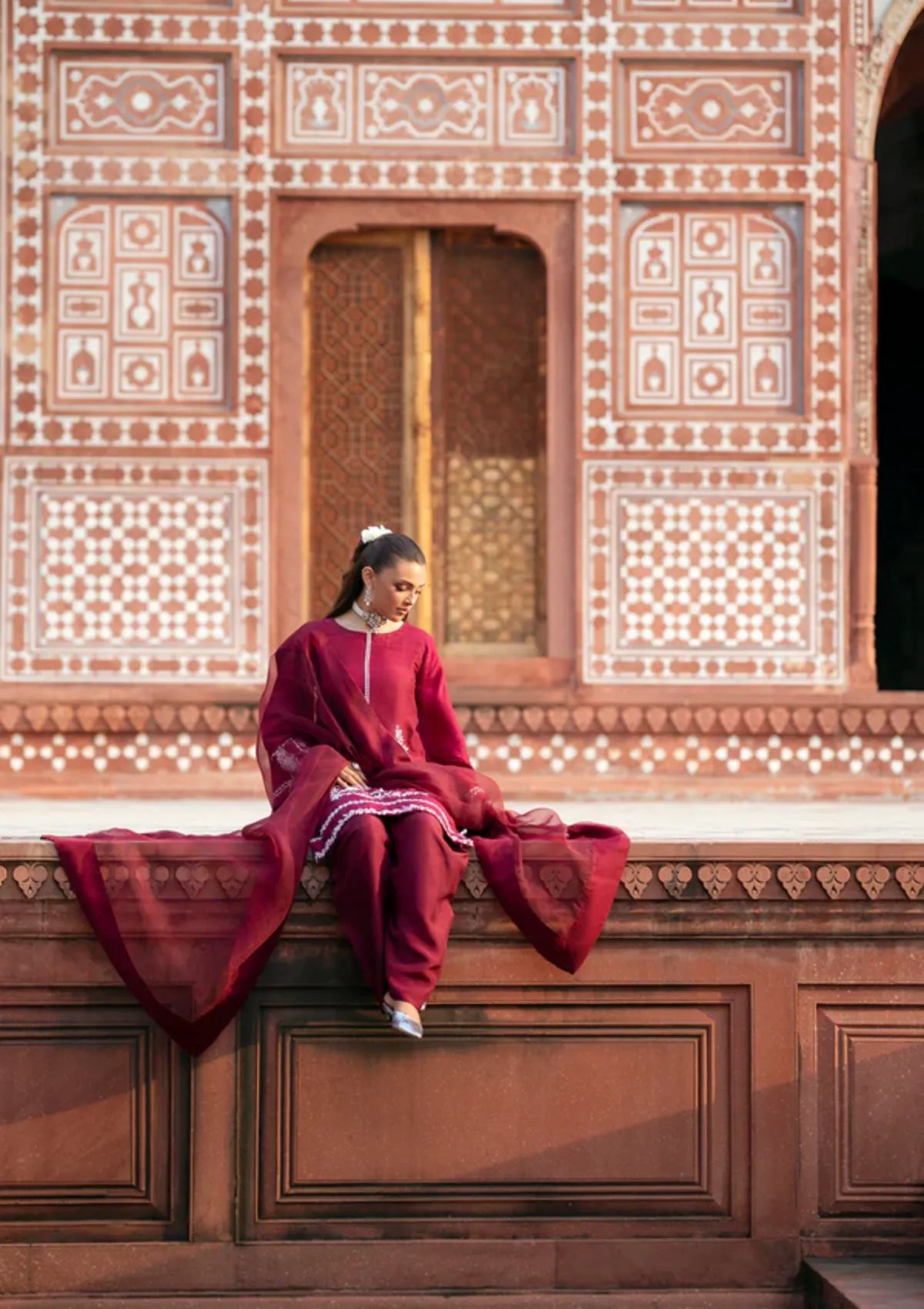 mohsin-saeed-fabrics-is-selling-online-and-in stores-Luxury-daily-wear-wedding-wear-formal-wear-in-budgeted-price-This-product-is-from-sidra-fahad-noor-e-jahan-luxury-formal25-sf-264-is-available-on-Mohsin-saeed-fabrics-website.