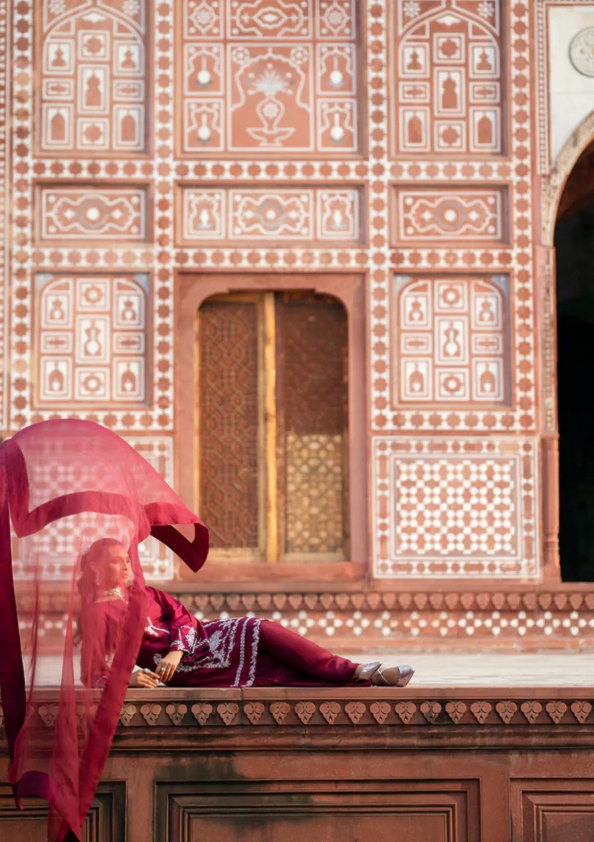 mohsin-saeed-fabrics-is-selling-online-and-in stores-Luxury-daily-wear-wedding-wear-formal-wear-in-budgeted-price-This-product-is-from-sidra-fahad-noor-e-jahan-luxury-formal25-sf-264-is-available-on-Mohsin-saeed-fabrics-website.