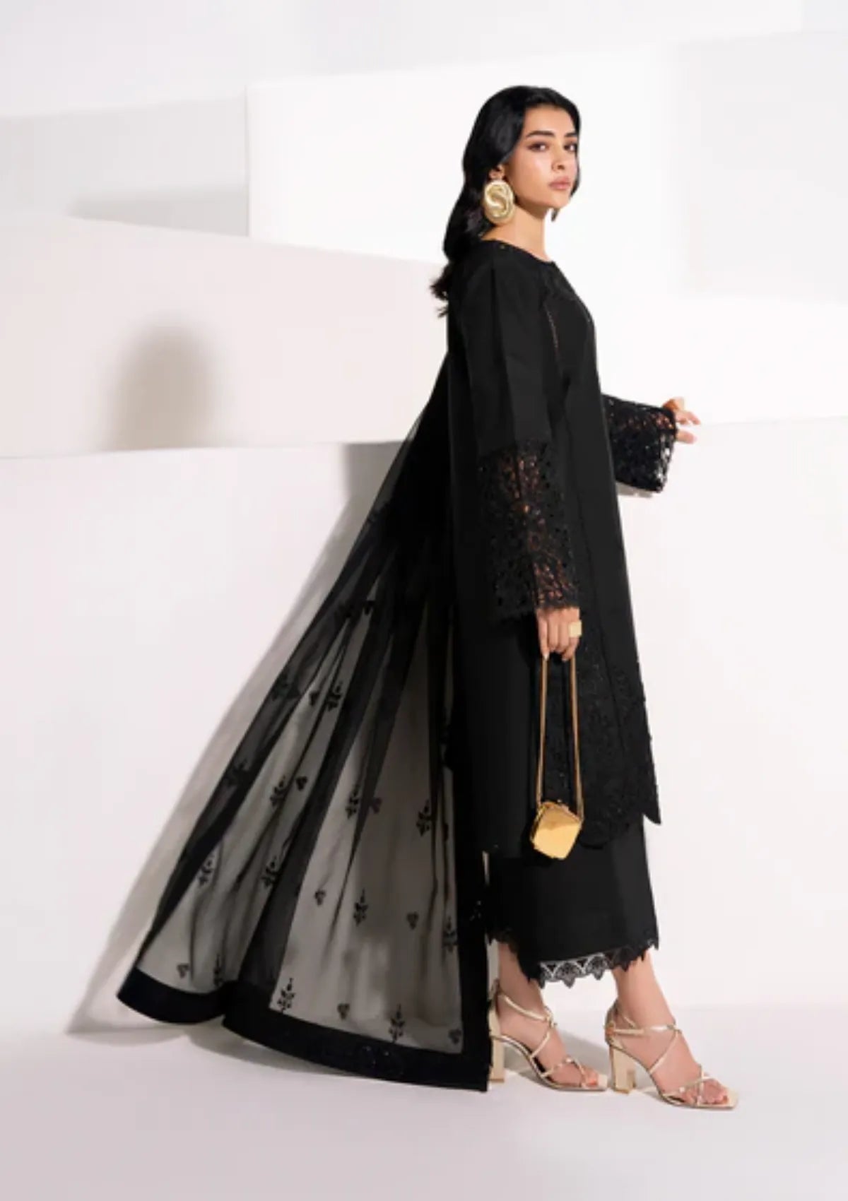 mohsin-saeed-fabrics-designer-daily-wear-formal-and-wedding-suits-within-budget-This-product-is-from-zarizaa-alpha-black-luxury-lawn25-d-02-sombre-is-available-on-Mohsin-saeed-fabrics-website.