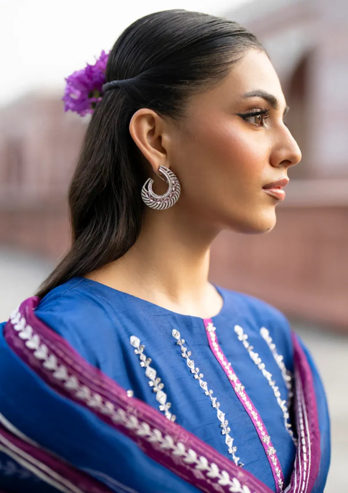 mohsin-saeed-fabrics-is-selling-online-and-in stores-Luxury-daily-wear-wedding-wear-formal-wear-in-budgeted-price-This-product-is-from-sidra-fahad-noor-e-jahan-luxury-formal25-sf-266-is-available-on-Mohsin-saeed-fabrics-website.