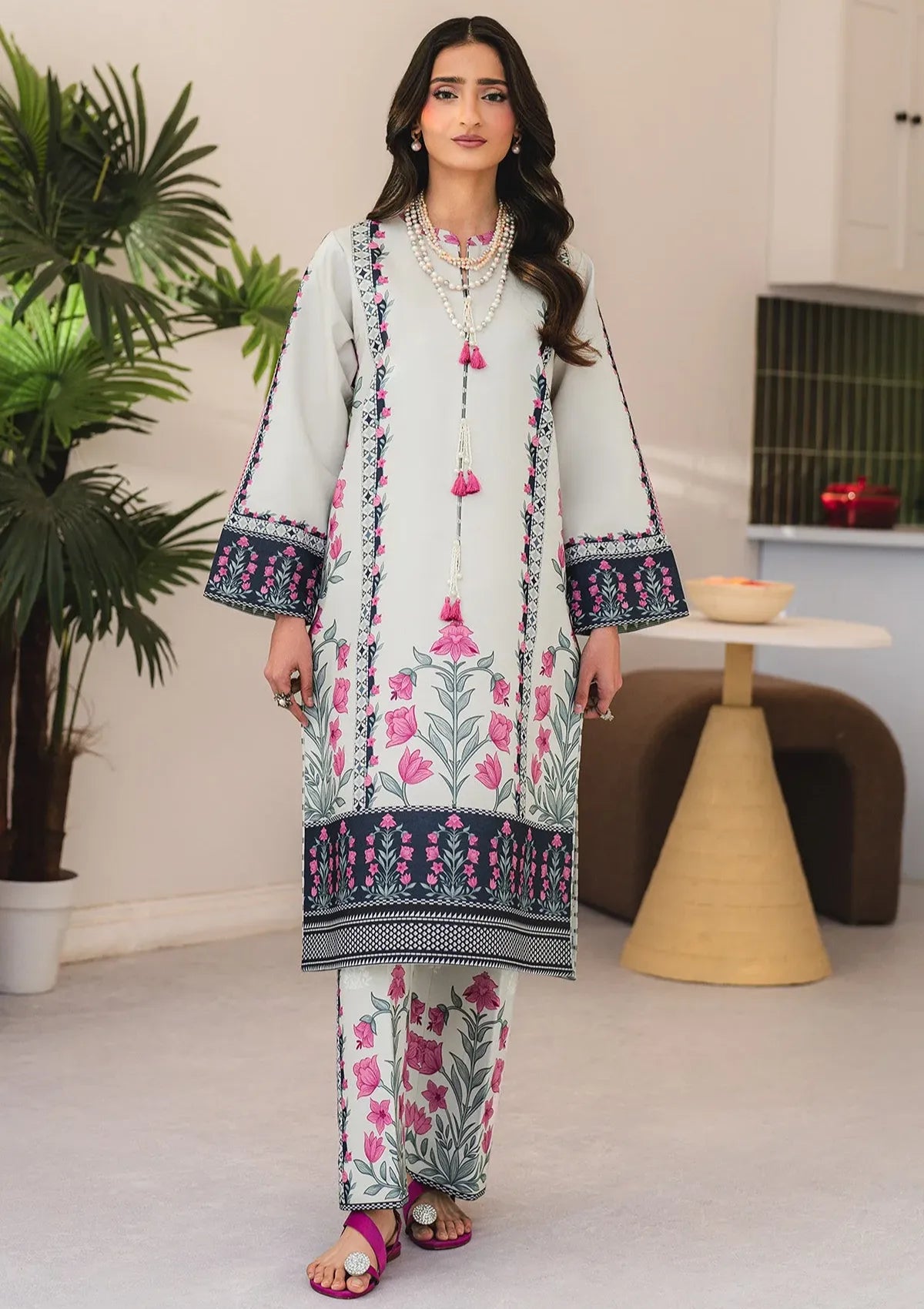 mohsin-saeed-fabrics-affordable-luxury-outfits-for-daily-formal-and-wedding-wear-This-product-is-from-alizeh-essentials-lawn25-af-pl-6056-is-available-on-Mohsin-saeed-fabrics-website.