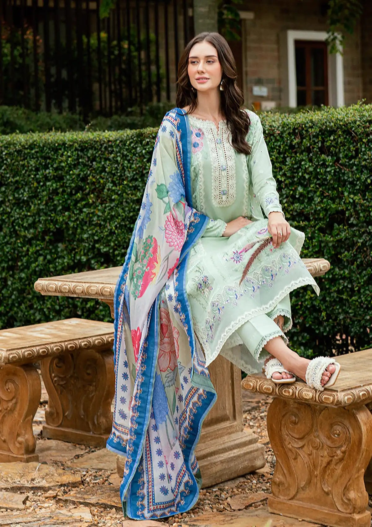mohsin-saeed-fabrics-designer-daily-wear-formal-and-wedding-suits-within-budget-This-product-is-from-roheenaz-summer-reverie-luxury-lawn25-d-4a-veloura-is-available-on-Mohsin-saeed-fabrics-website.