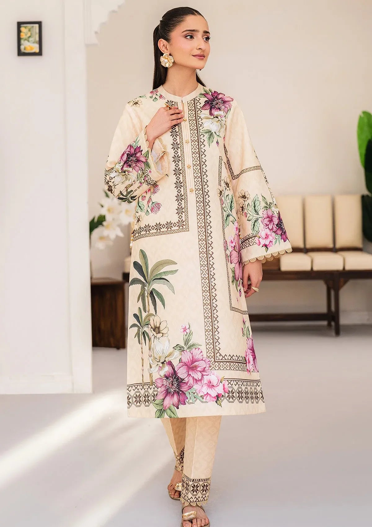 mohsin-saeed-fabrics-affordable-luxury-outfits-for-daily-formal-and-wedding-wear-This-product-is-from-alizeh-essentials-lawn25-af-pl-6054-is-available-on-Mohsin-saeed-fabrics-website.