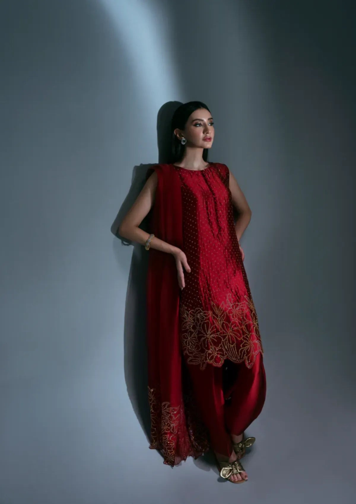 mohsin-saeed-fabrics-is-selling-online-and-in stores-Luxury-daily-wear-wedding-wear-formal-wear-in-budgeted-price-This-product-is-from-sidra-fahad-elianna25-sf-181-is-available-on-Mohsin-saeed-fabrics-website.