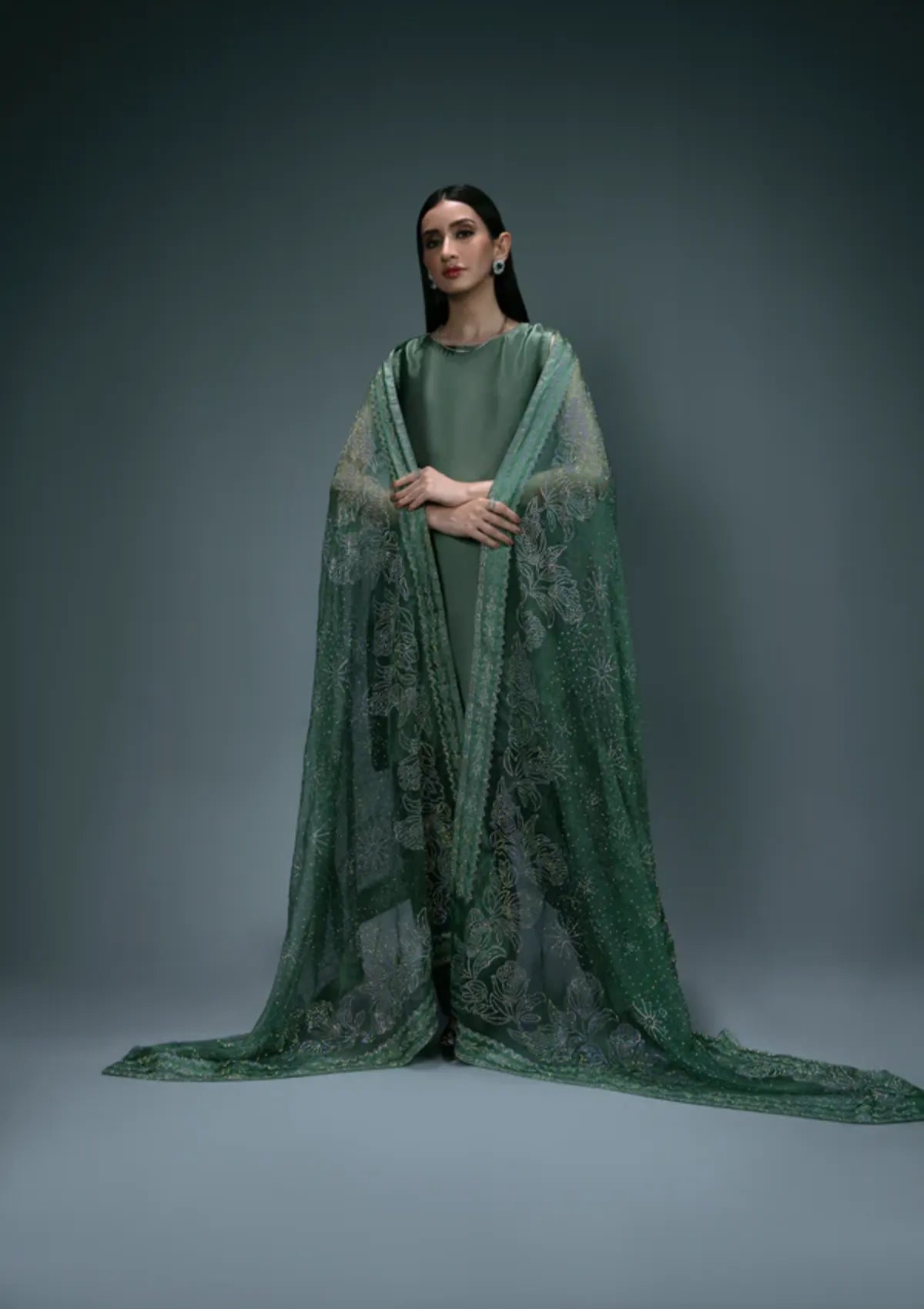 mohsin-saeed-fabrics-is-selling-online-and-in stores-Luxury-daily-wear-wedding-wear-formal-wear-in-budgeted-price-This-product-is-from-sidra-fahad-elianna25-sf-183-is-available-on-Mohsin-saeed-fabrics-website.