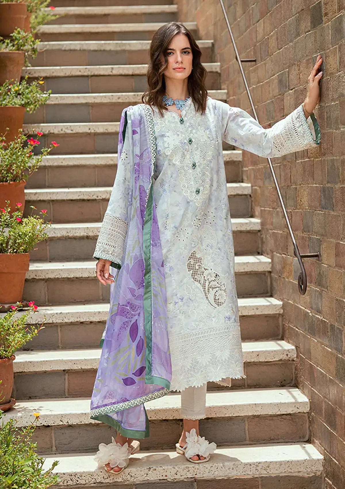mohsin-saeed-fabrics-designer-daily-wear-formal-and-wedding-suits-within-budget-This-product-is-from-roheenaz-summer-reverie-luxury-lawn25-d-8a-aeris-is-available-on-Mohsin-saeed-fabrics-website.
