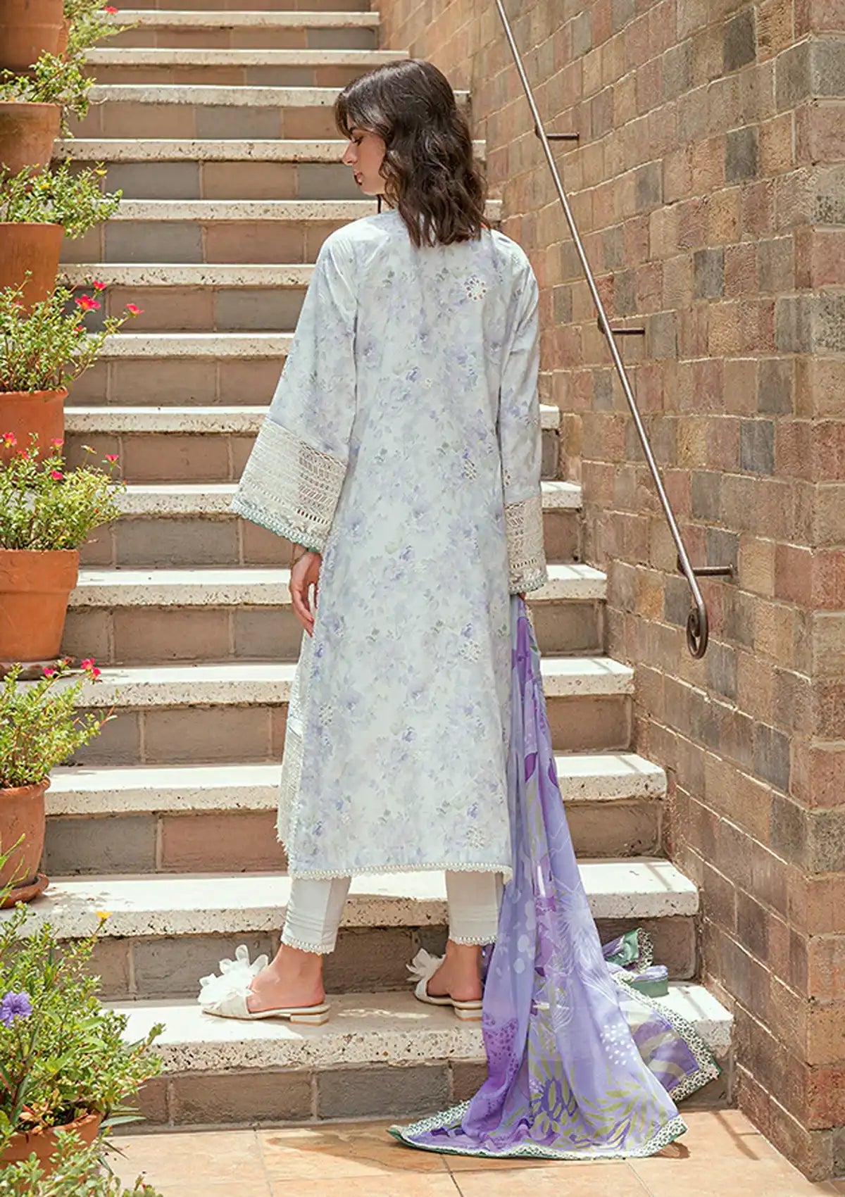 mohsin-saeed-fabrics-designer-daily-wear-formal-and-wedding-suits-within-budget-This-product-is-from-roheenaz-summer-reverie-luxury-lawn25-d-8a-aeris-is-available-on-Mohsin-saeed-fabrics-website.