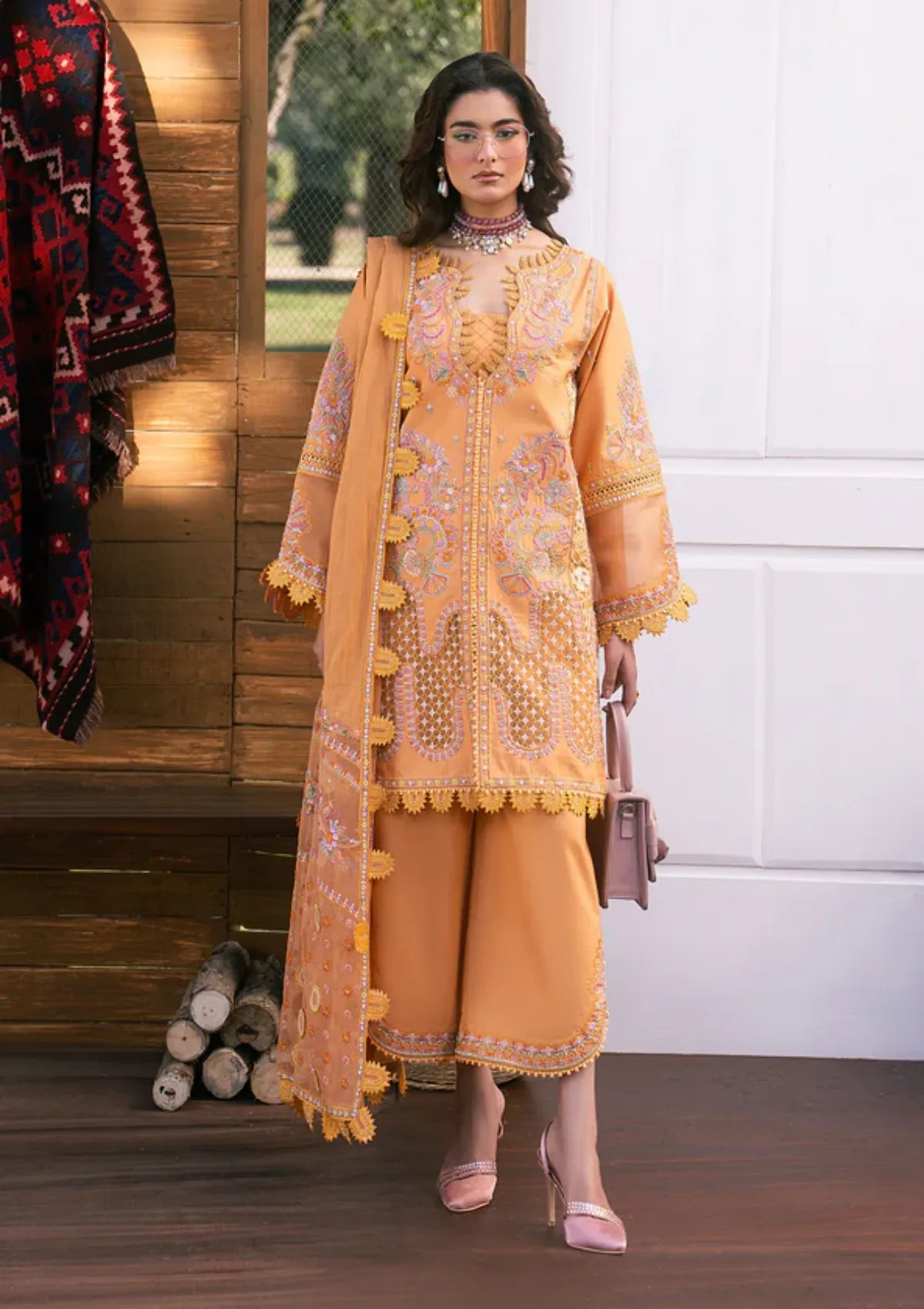 Zarizaa Aura of Flora Emb Lawn'26 D-01 FLUX