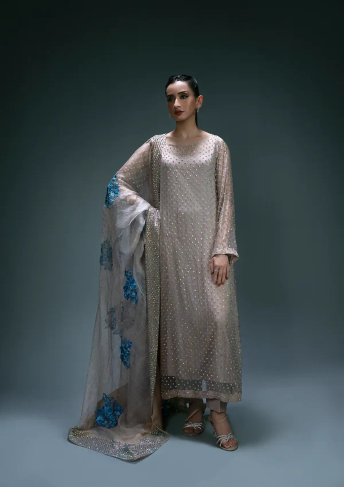 mohsin-saeed-fabrics-is-selling-online-and-in stores-Luxury-daily-wear-wedding-wear-formal-wear-in-budgeted-price-This-product-is-from-sidra-fahad-elianna25-sf-184-is-available-on-Mohsin-saeed-fabrics-website.