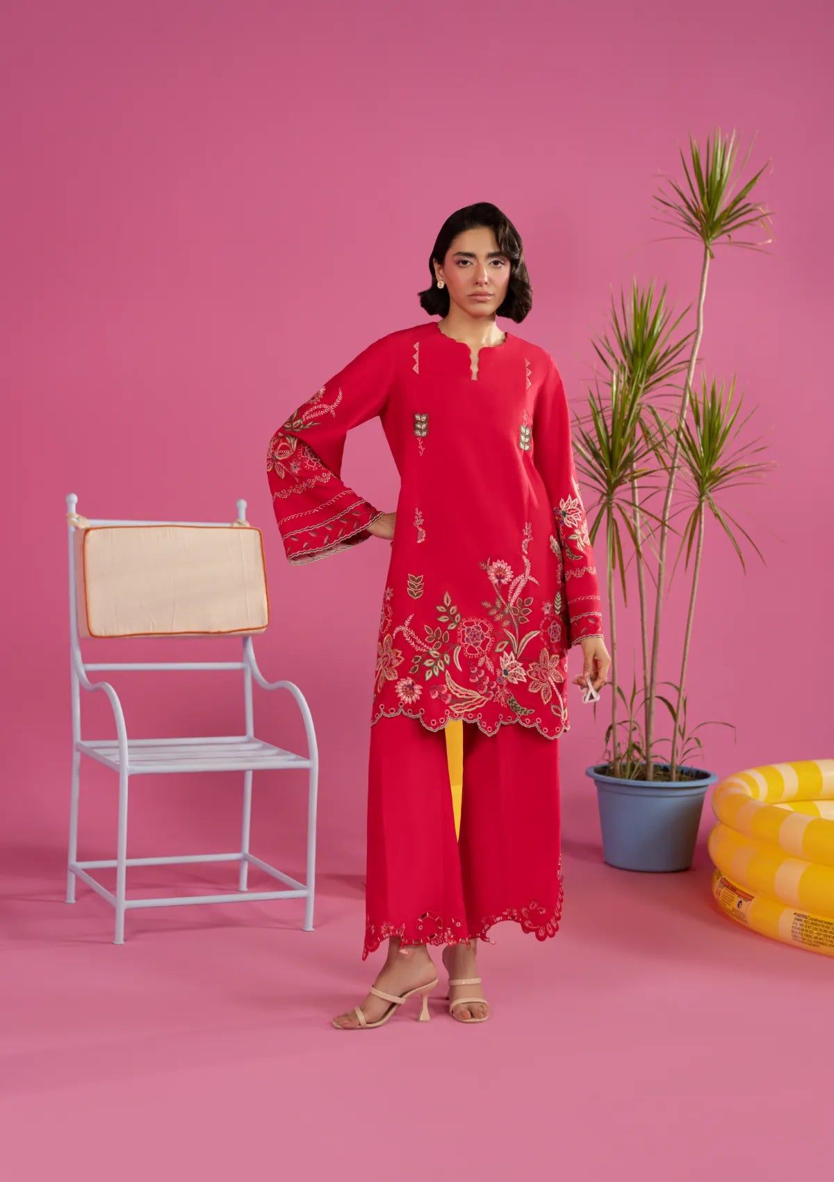 mohsin-saeed-fabrics-designer-daily-wear-formal-and-wedding-suits-within-budget-This-product-is-from-khakaa-luna-pret25-d-11-evie-is-available-on-Mohsin-saeed-fabrics-website.