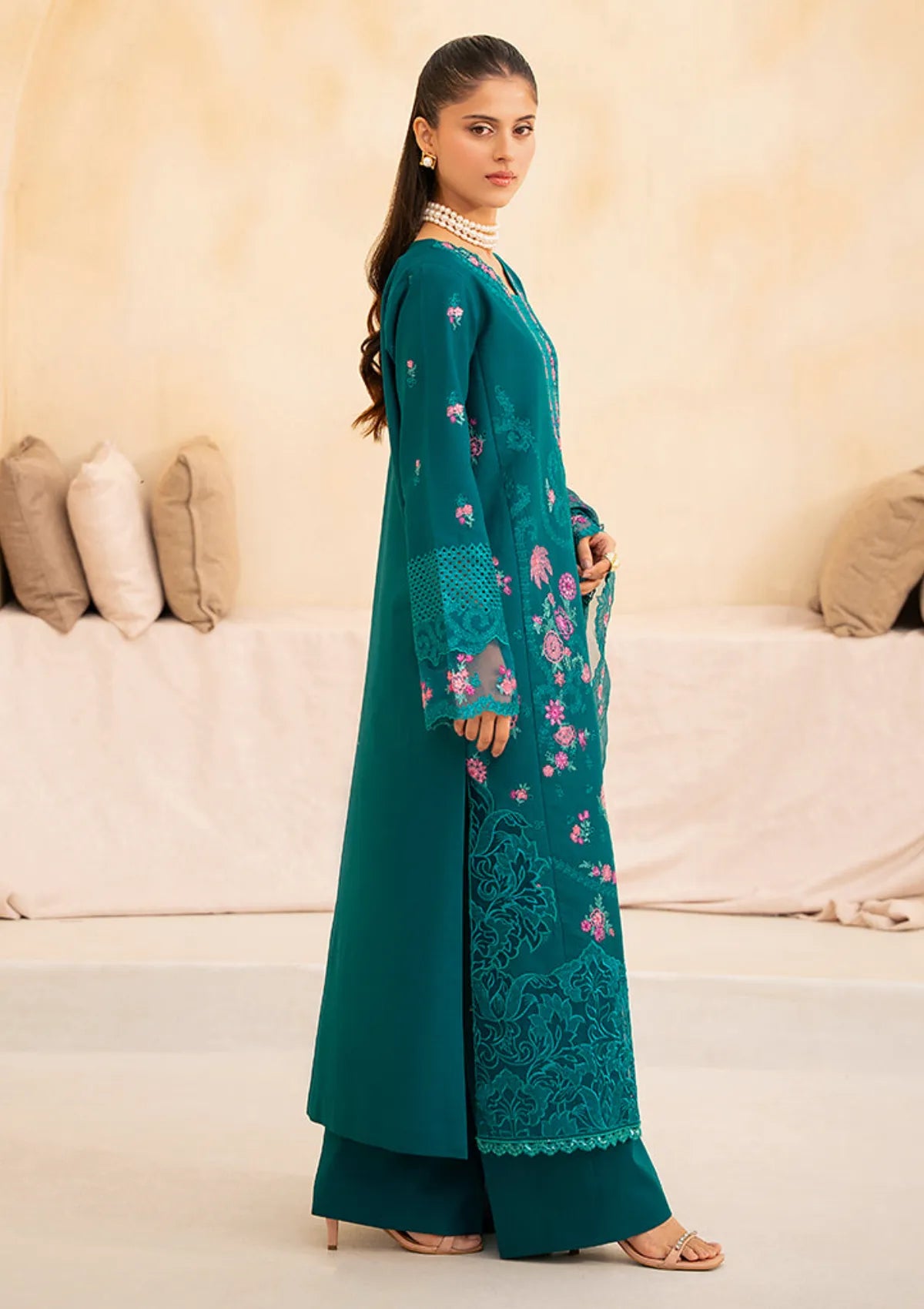 mohsin-saeed-fabrics-designer-daily-wear-formal-and-wedding-suits-within-budget-This-product-is-from-rajbari-jahaan-premium-festive-lawn25-d-03a-zara-is-available-on-Mohsin-saeed-fabrics-website.