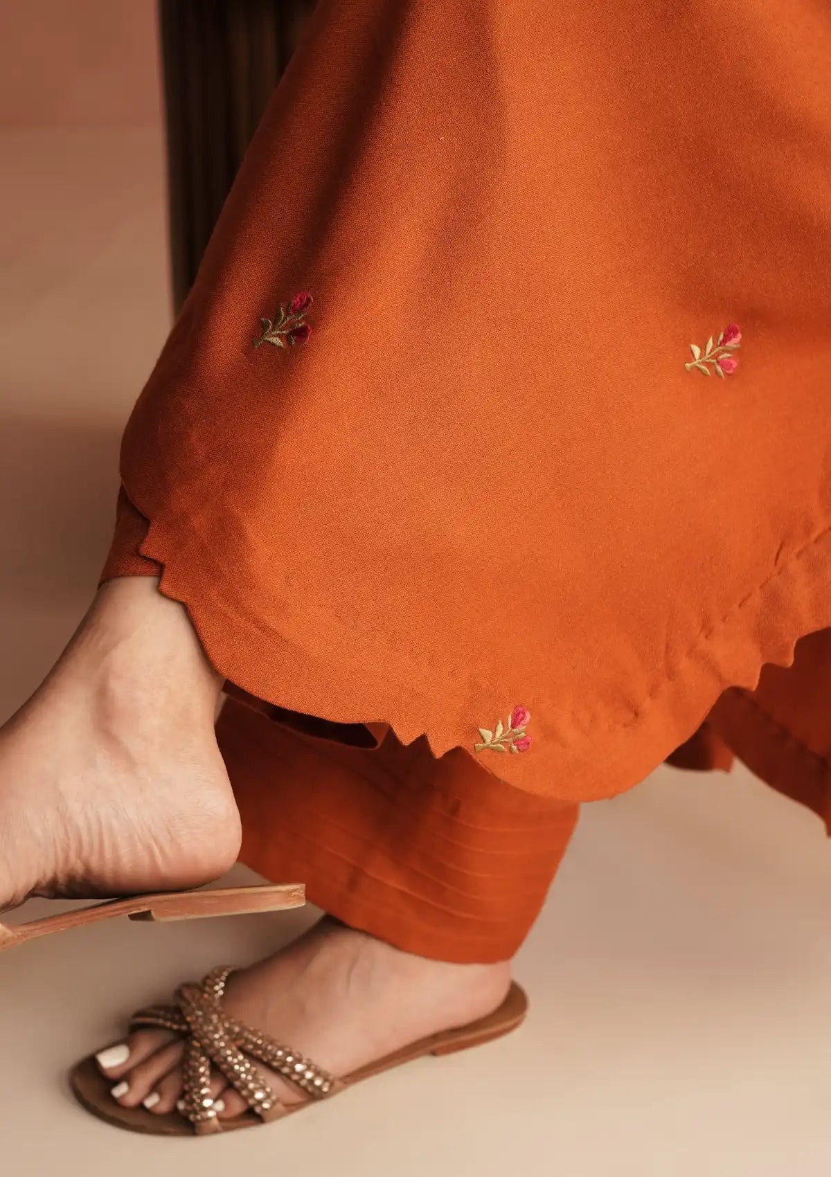 Manara Winter Emb Pret'24 RAYA - Mohsin Saeed Fabrics