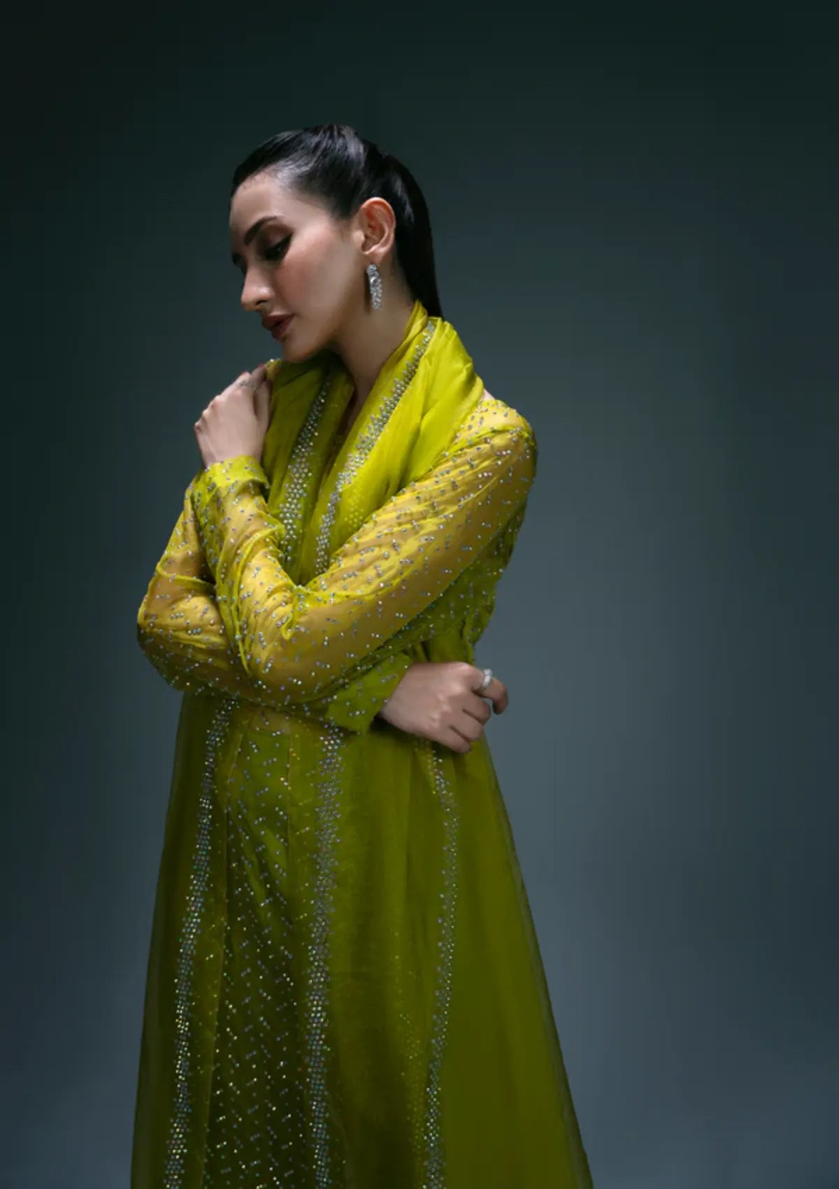 mohsin-saeed-fabrics-is-selling-online-and-in stores-Luxury-daily-wear-wedding-wear-formal-wear-in-budgeted-price-This-product-is-from-sidra-fahad-elianna25-sf-187-is-available-on-Mohsin-saeed-fabrics-website.