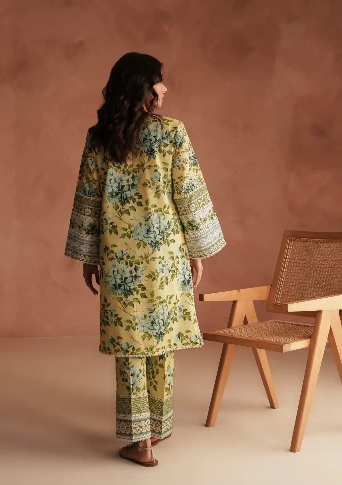 Manara Winter Emb Pret'24 MANAL - Mohsin Saeed Fabrics