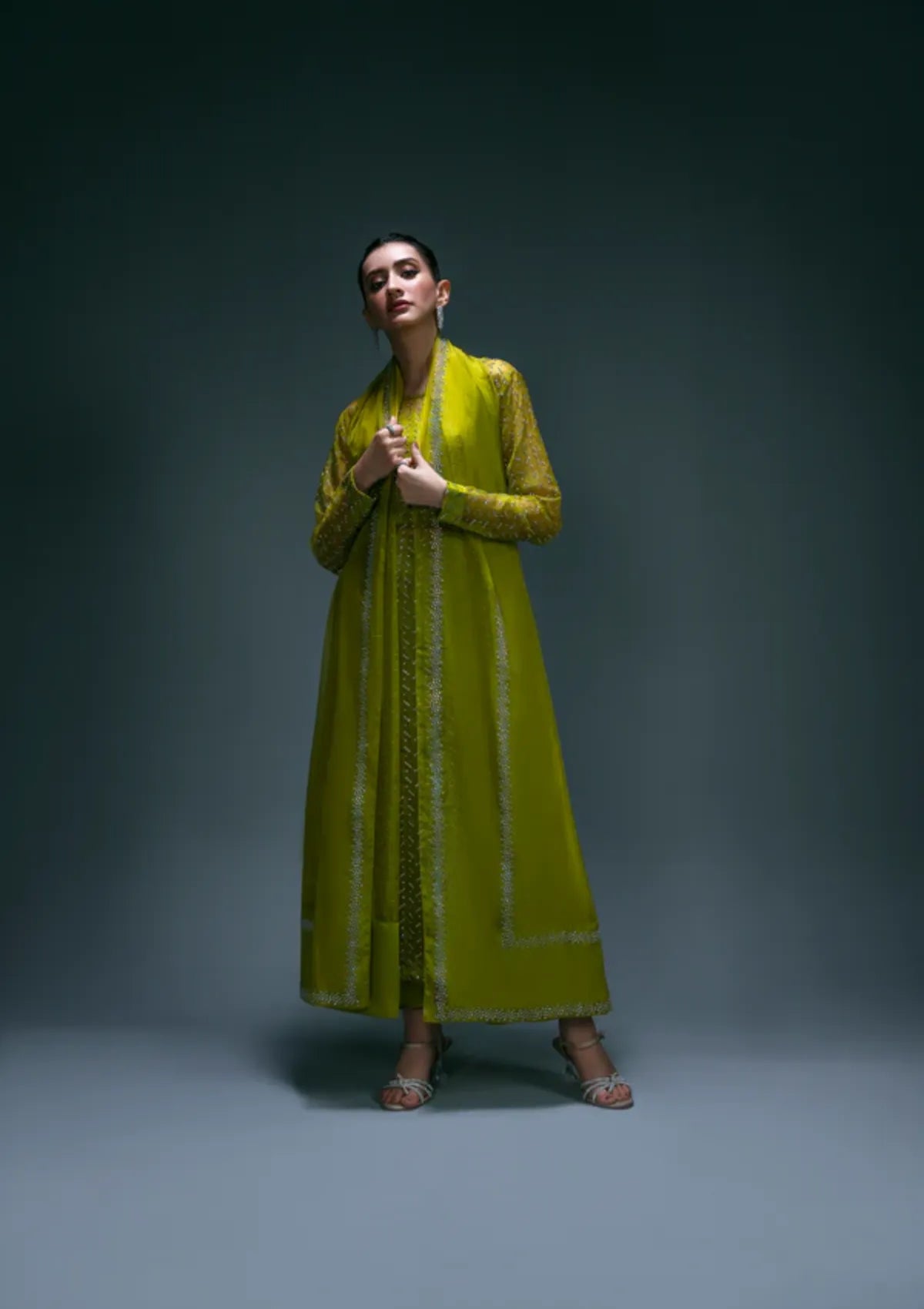mohsin-saeed-fabrics-is-selling-online-and-in stores-Luxury-daily-wear-wedding-wear-formal-wear-in-budgeted-price-This-product-is-from-sidra-fahad-elianna25-sf-187-is-available-on-Mohsin-saeed-fabrics-website.