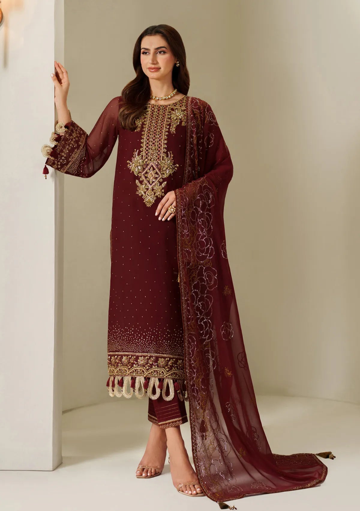 mohsin-saeed-fabrics-is-selling-online-and-in stores-Luxury-daily-wear-wedding-wear-formal-wear-in-budgeted-price-This-product-is-from-alizeh-reena25-af-hm-4047-kavya-is-available-on-Mohsin-saeed-fabrics-website.