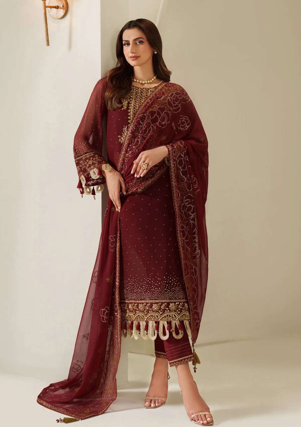 mohsin-saeed-fabrics-is-selling-online-and-in stores-Luxury-daily-wear-wedding-wear-formal-wear-in-budgeted-price-This-product-is-from-alizeh-reena25-af-hm-4047-kavya-is-available-on-Mohsin-saeed-fabrics-website.