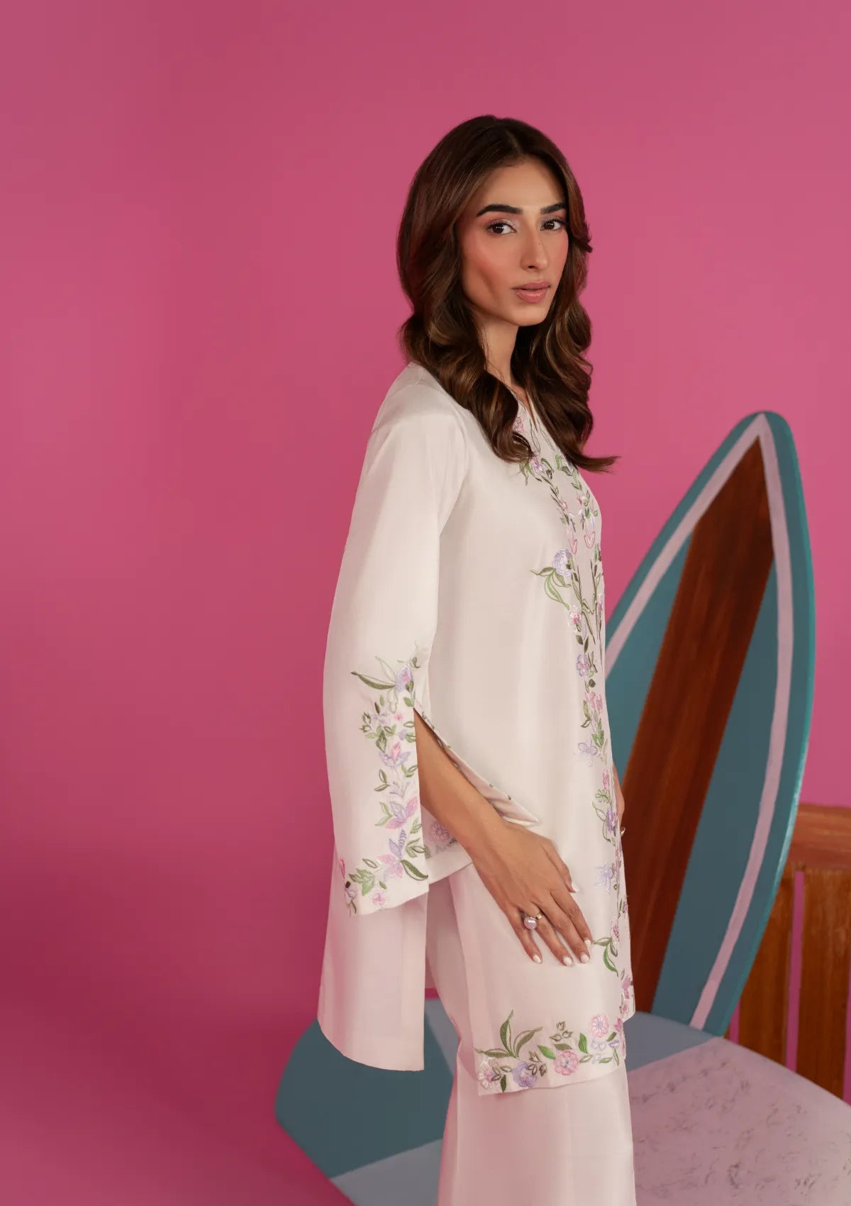 mohsin-saeed-fabrics-designer-daily-wear-formal-and-wedding-suits-within-budget-This-product-is-from-khakaa-luna-pret25-d-05-bianco-is-available-on-Mohsin-saeed-fabrics-website.
