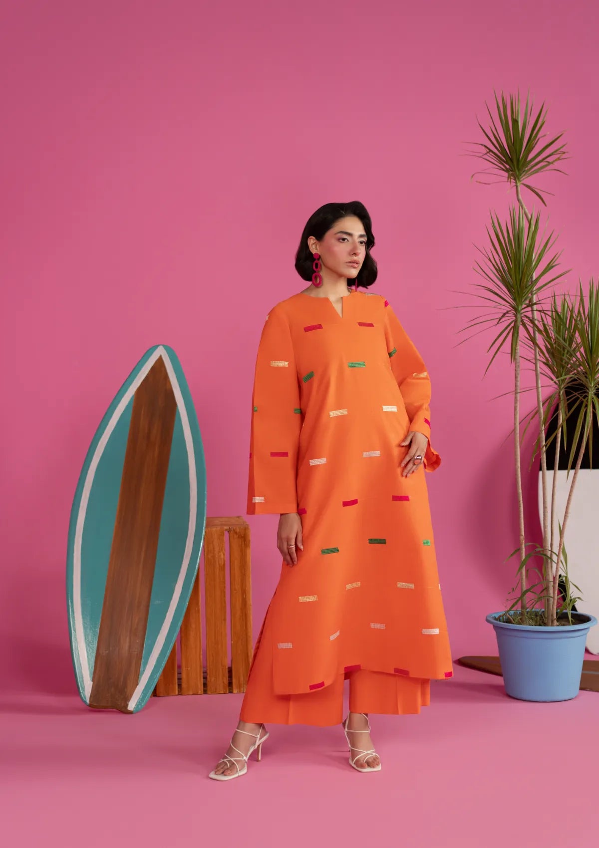 mohsin-saeed-fabrics-designer-daily-wear-formal-and-wedding-suits-within-budget-This-product-is-from-khakaa-luna-pret25-d-09-jasper-is-available-on-Mohsin-saeed-fabrics-website.