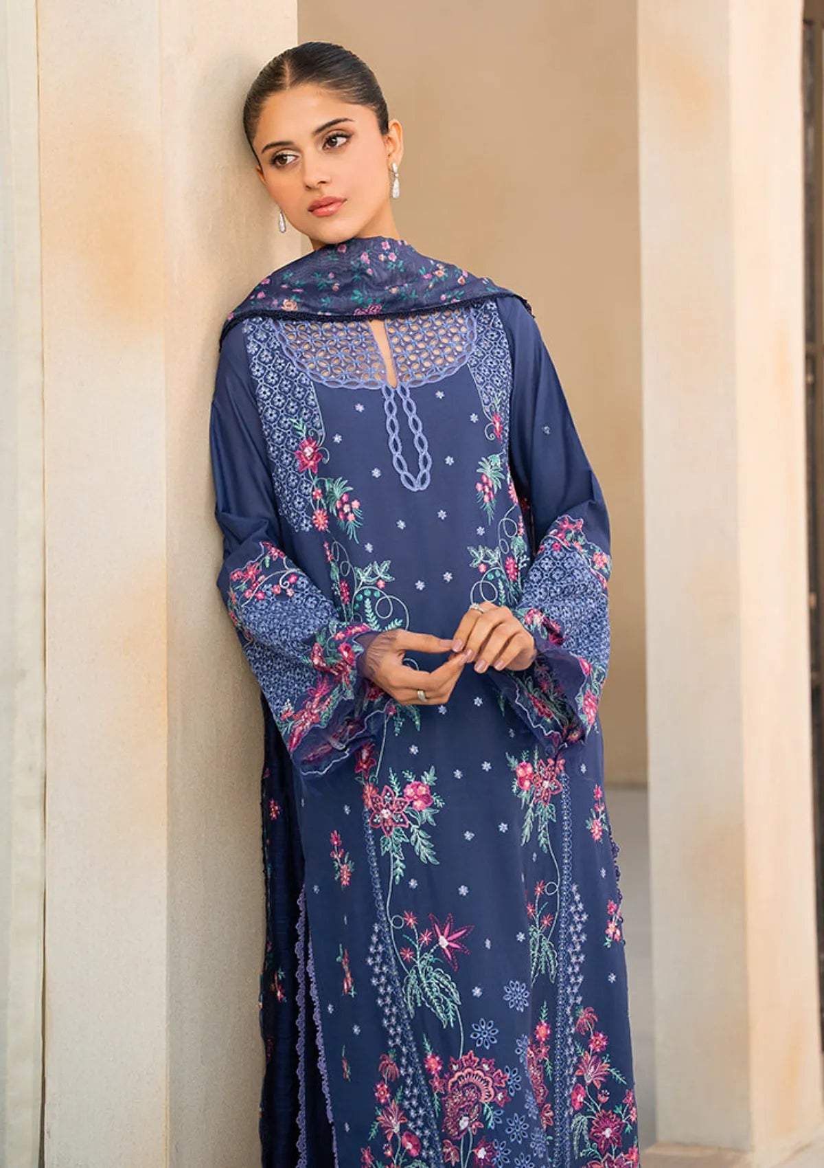 mohsin-saeed-fabrics-designer-daily-wear-formal-and-wedding-suits-within-budget-This-product-is-from-rajbari-jahaan-premium-festive-lawn25-d-02b-taliah-is-available-on-Mohsin-saeed-fabrics-website.