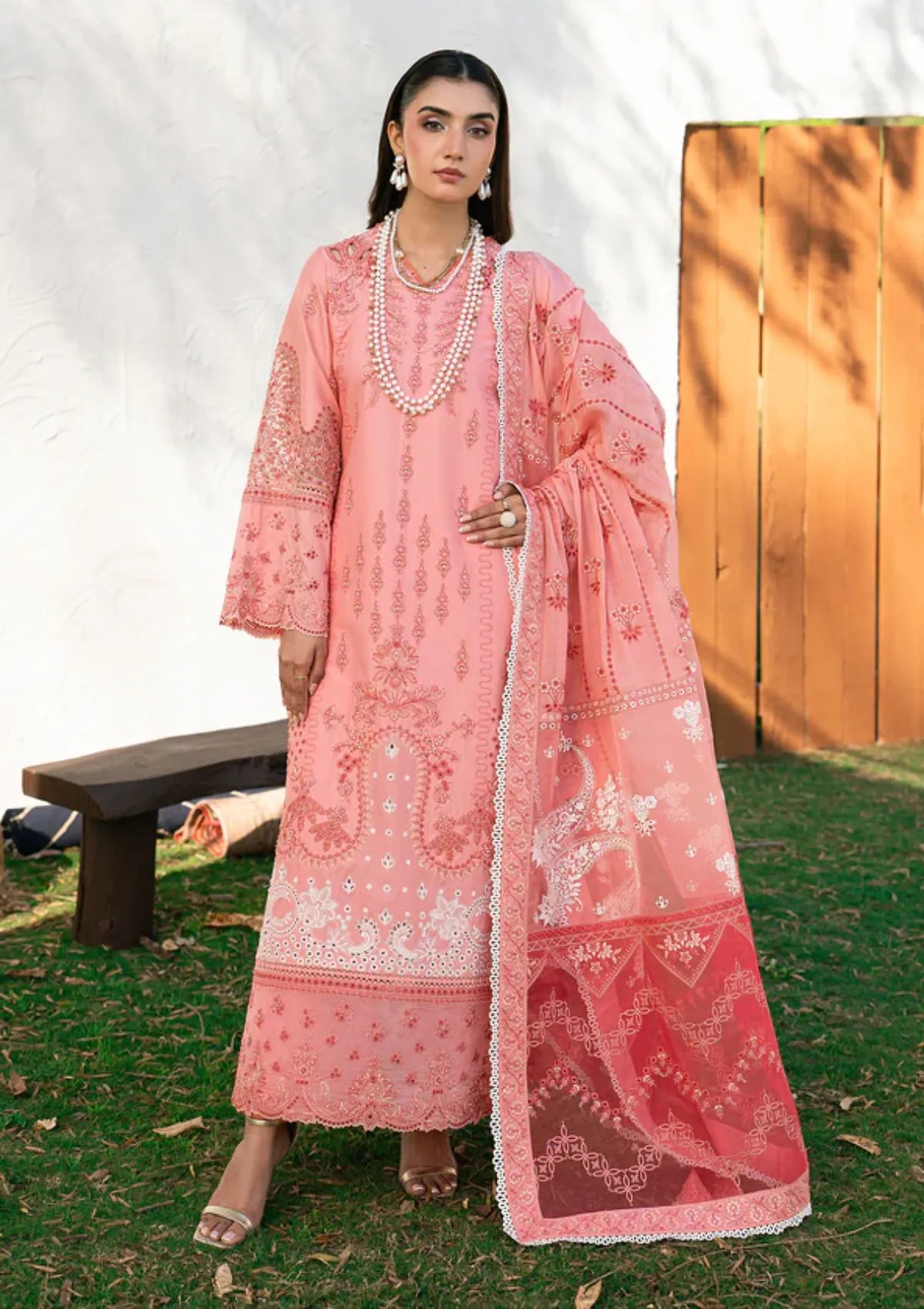 Zarizaa Aura of Flora Emb Lawn'26 D-06 LYRA