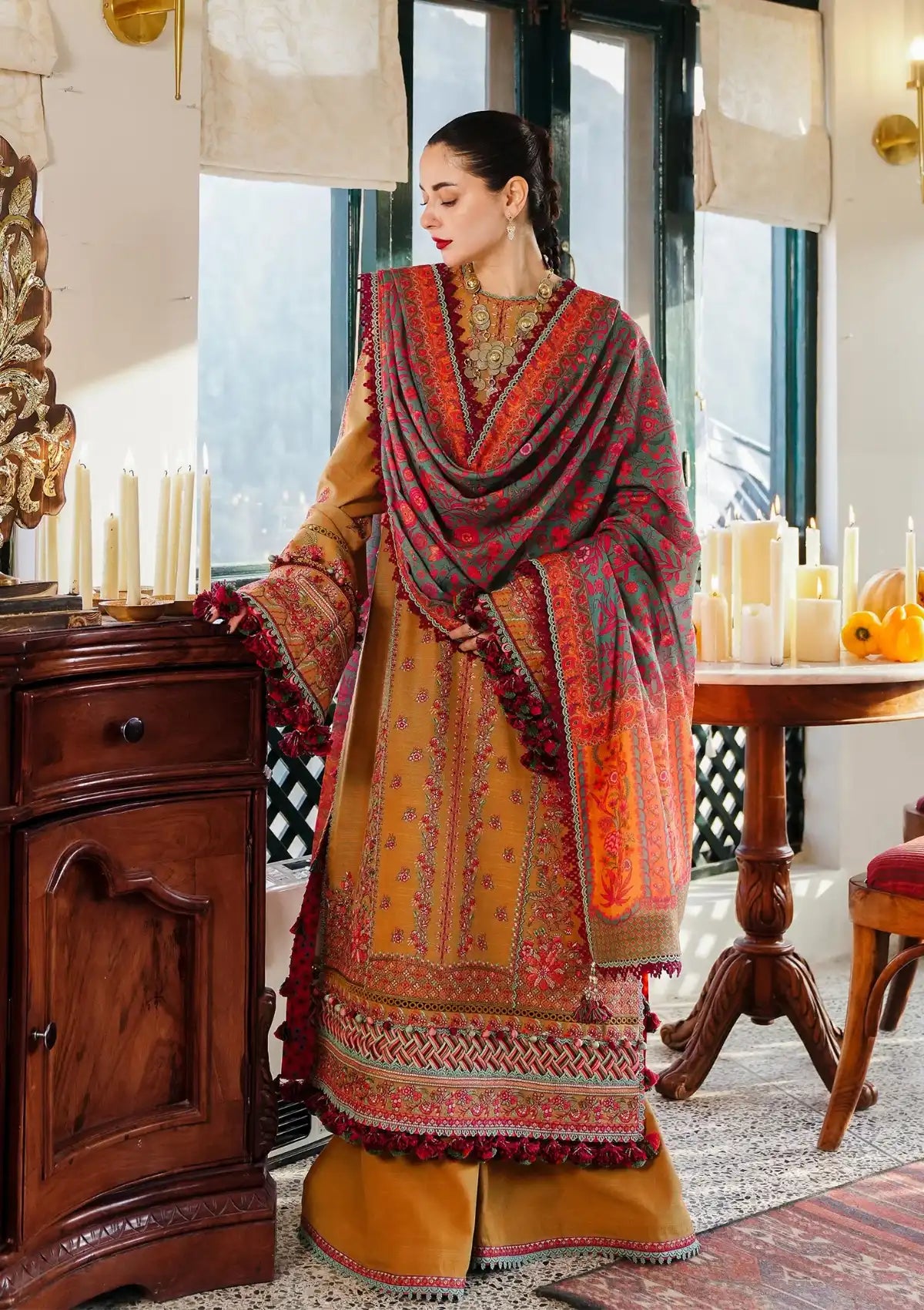 Hussain Rehar Winter Shawl'24 HORAIN