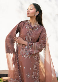 Zarizaa Aura of Flora Emb Lawn'26 D-07 MAGMA