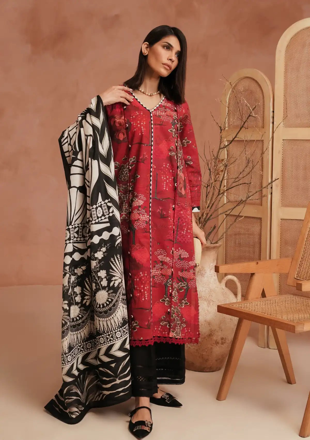 Manara Winter Emb Pret'24 FAHA - Mohsin Saeed Fabrics