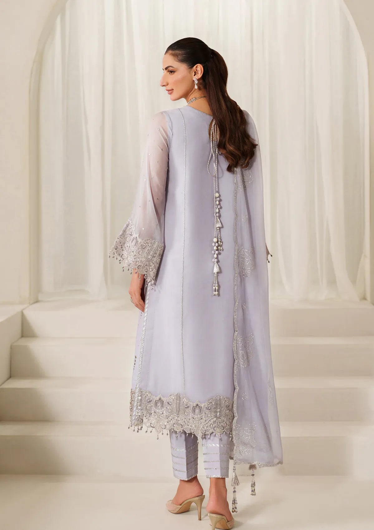 mohsin-saeed-fabrics-is-selling-online-and-in stores-Luxury-daily-wear-wedding-wear-formal-wear-in-budgeted-price-This-product-is-from-alizeh-reena25-af-hm-4050-feeha-is-available-on-Mohsin-saeed-fabrics-website.