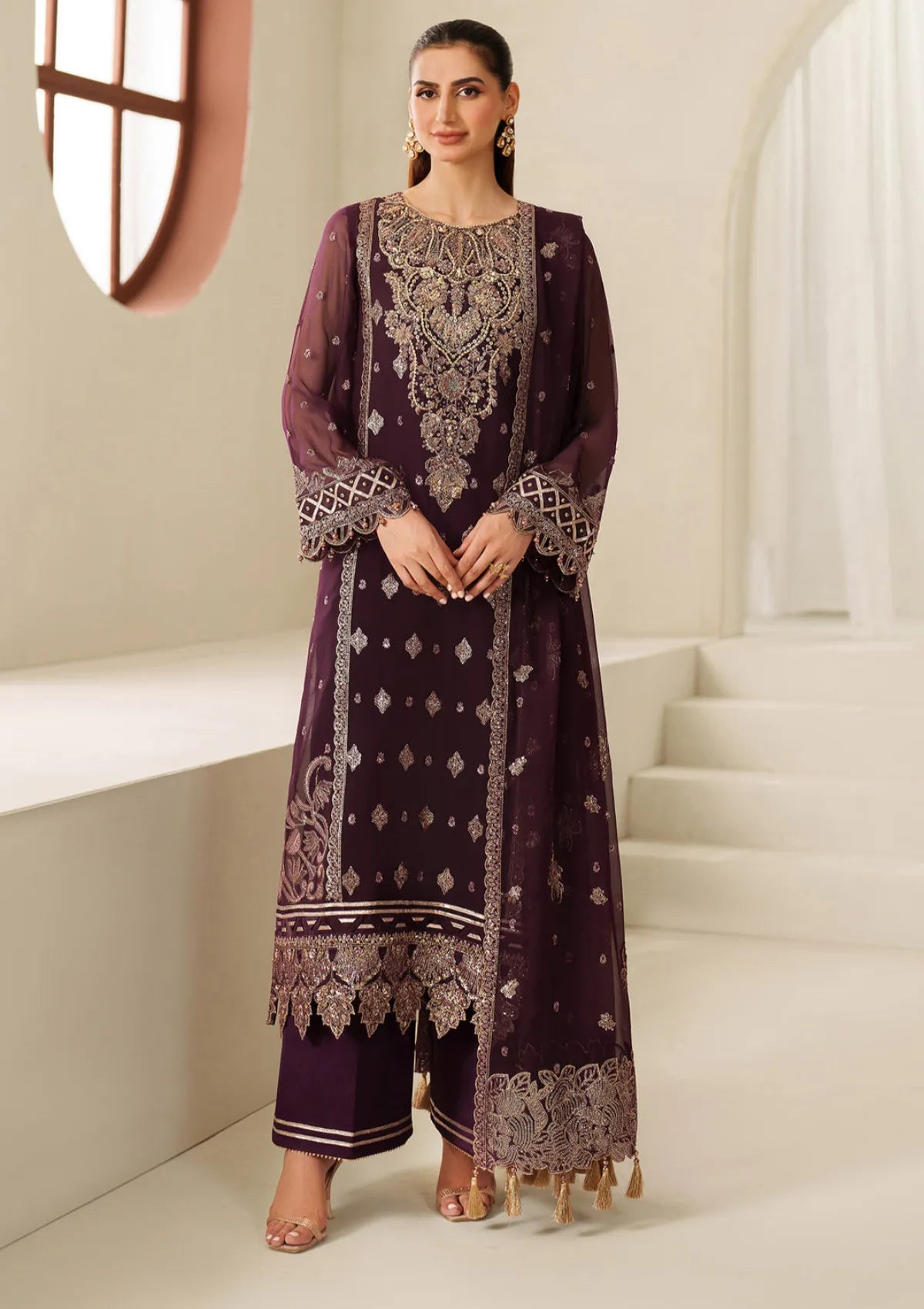 mohsin-saeed-fabrics-is-selling-online-and-in stores-Luxury-daily-wear-wedding-wear-formal-wear-in-budgeted-price-This-product-is-from-alizeh-reena25-af-hm-4053-tehwar-is-available-on-Mohsin-saeed-fabrics-website.