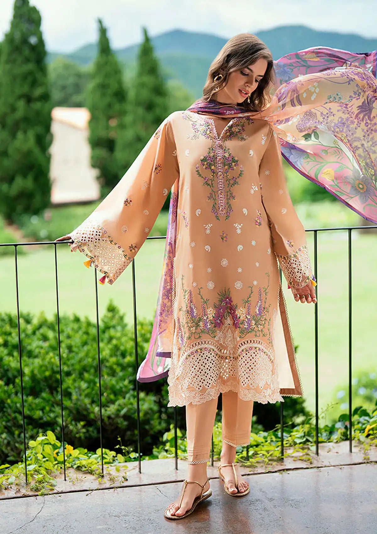 mohsin-saeed-fabrics-designer-daily-wear-formal-and-wedding-suits-within-budget-This-product-is-from-roheenaz-summer-reverie-luxury-lawn25-d-5a-elaris-is-available-on-Mohsin-saeed-fabrics-website.