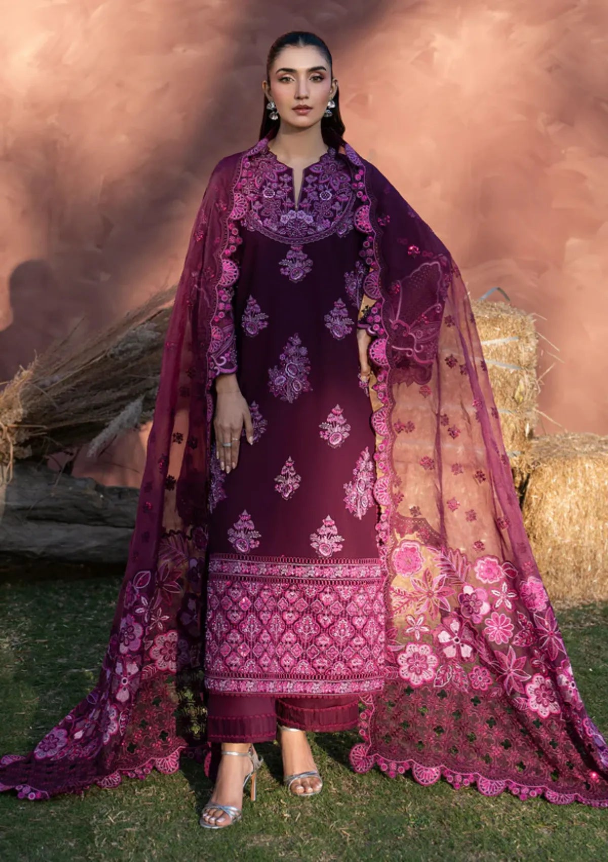 Zarizaa Aura of Flora Emb Lawn'26 D-10 BERRY