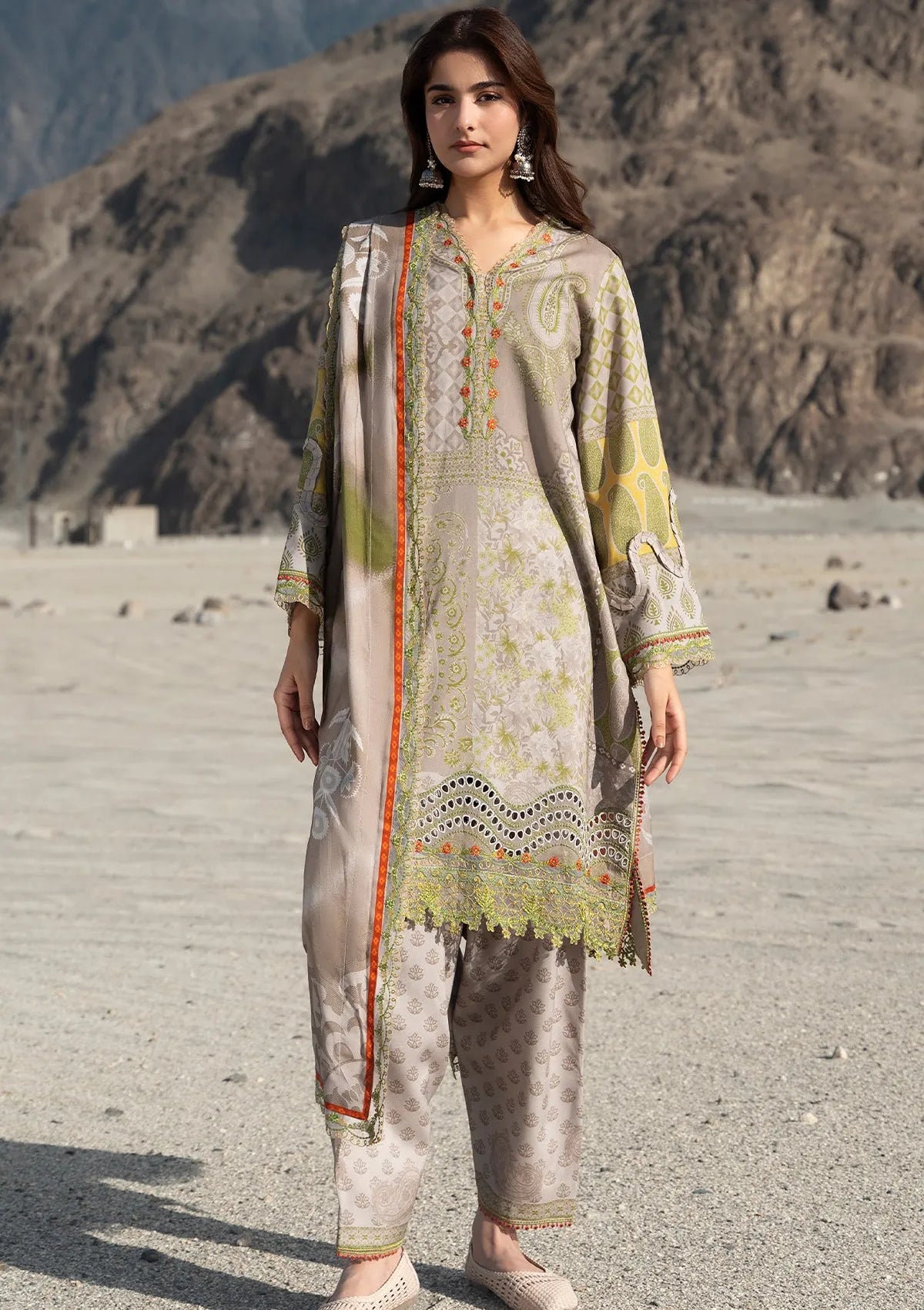 Charizma Combination Linen V-3'26 CCW-19