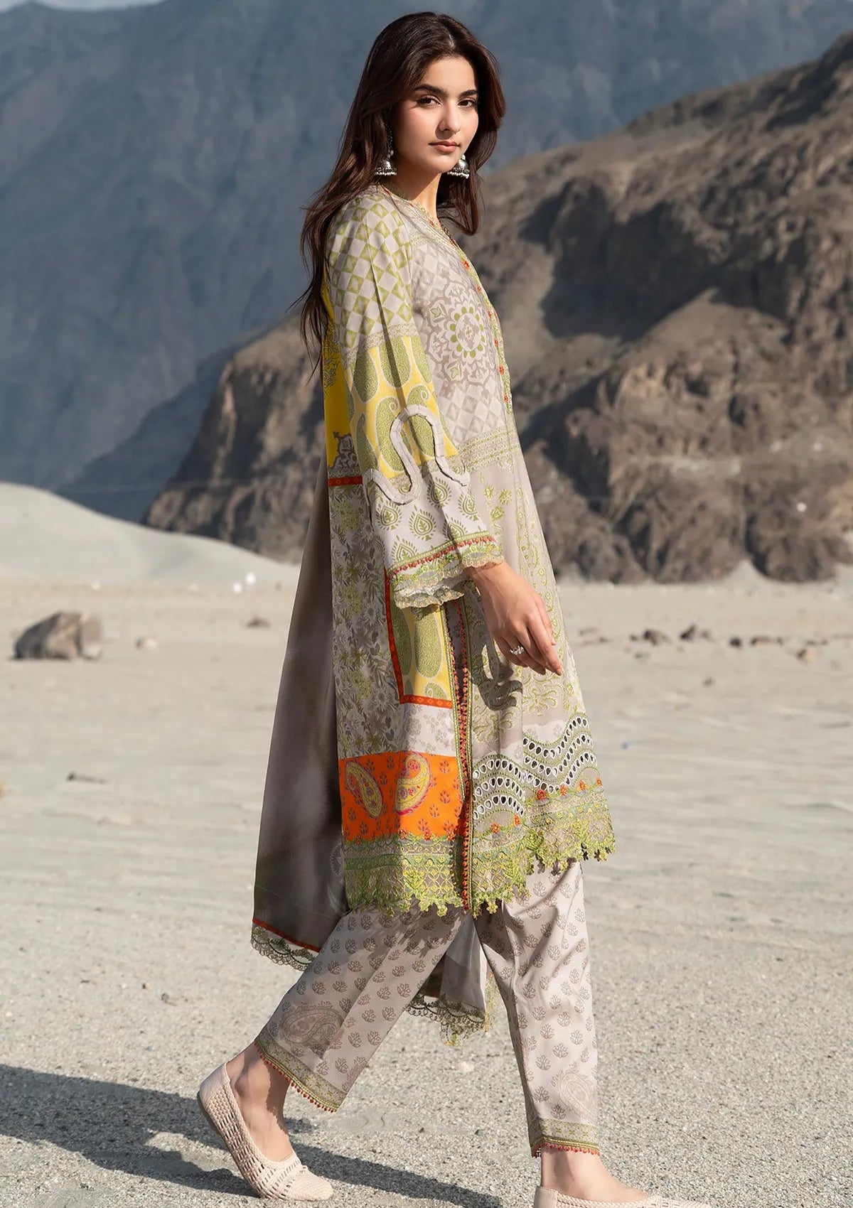 Charizma Combination Linen V-3'26 CCW-19