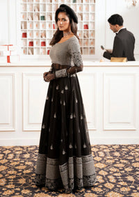 Zarizaa Check In Series 5'26 D-2B CLOAK