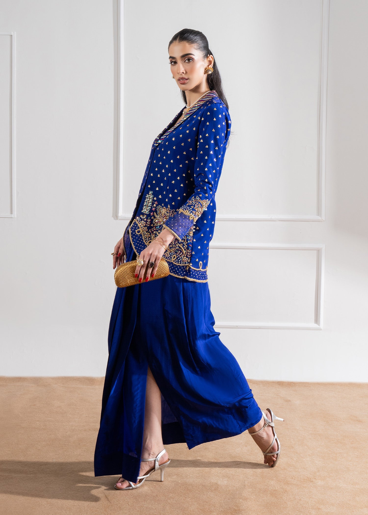 mohsin-saeed-fabrics-is-selling-online-and-in stores-Luxury-daily-wear-wedding-wear-formal-wear-in-budgeted-price-This-product-is-from-maria-osama-khan-formals-electra-is-available-on-Mohsin-saeed-fabrics-website.