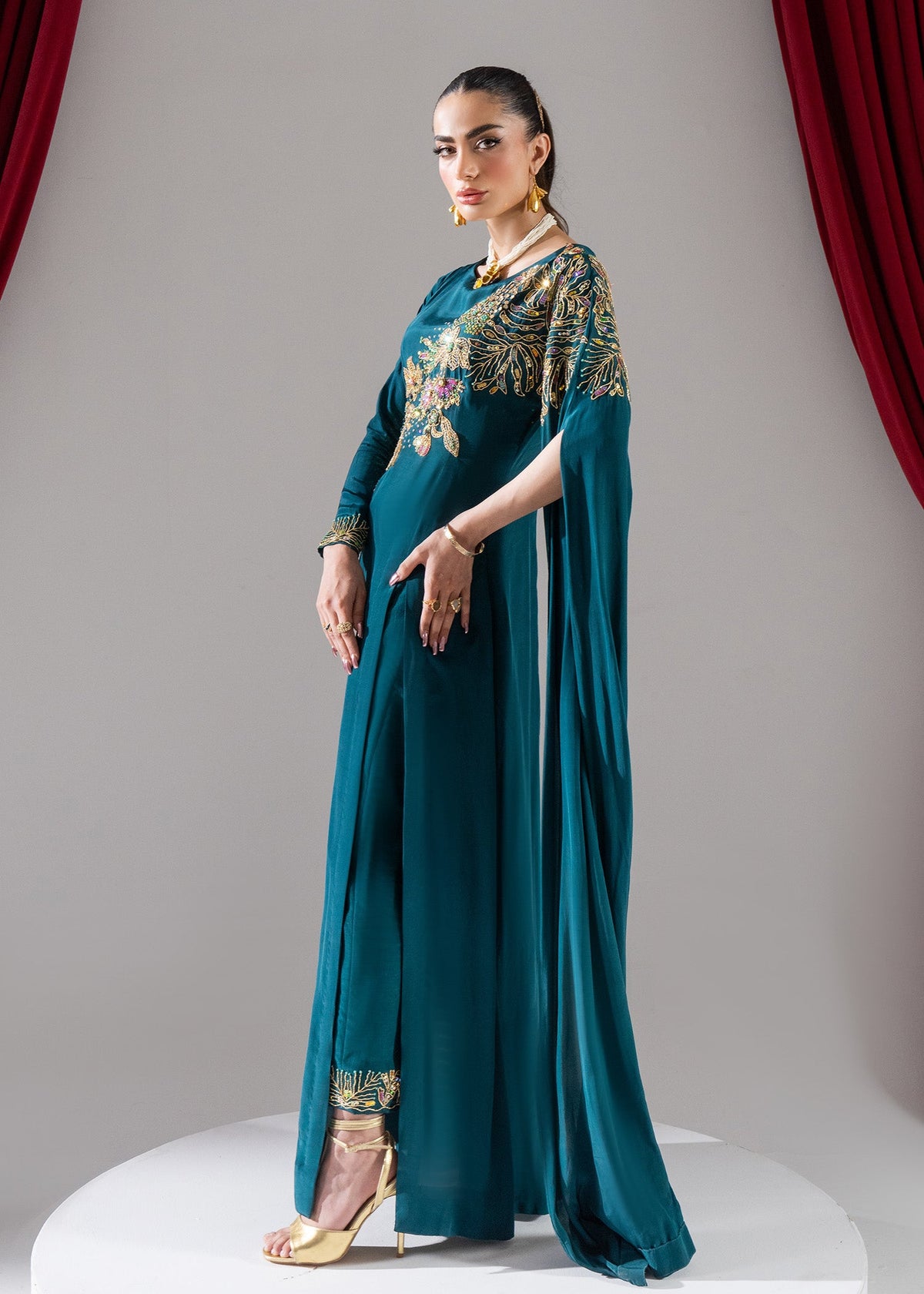 mohsin-saeed-fabrics-is-selling-online-and-in stores-Luxury-daily-wear-wedding-wear-formal-wear-in-budgeted-price-This-product-is-from-maria-osama-khan-formals-elysian-is-available-on-Mohsin-saeed-fabrics-website.