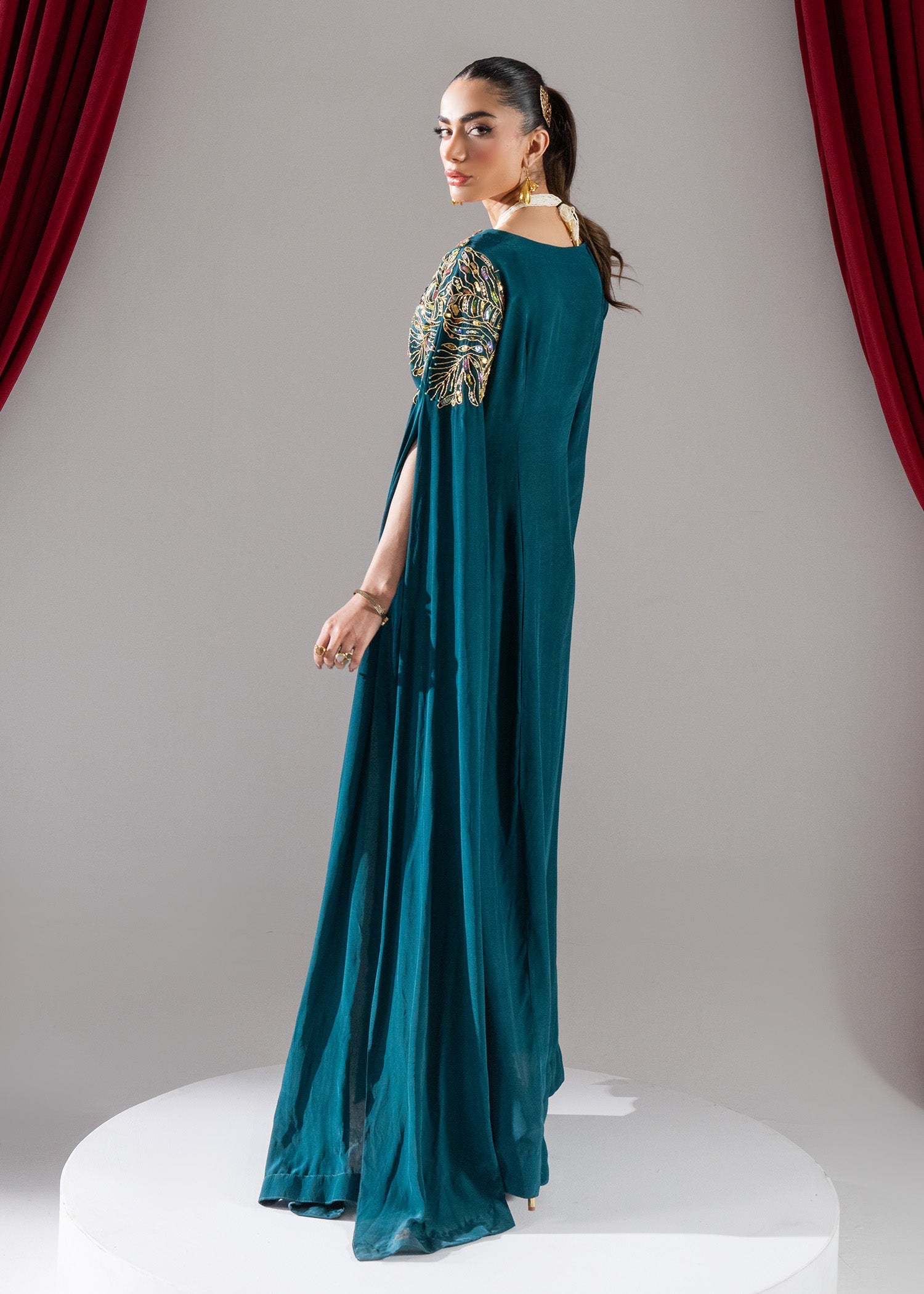 mohsin-saeed-fabrics-is-selling-online-and-in stores-Luxury-daily-wear-wedding-wear-formal-wear-in-budgeted-price-This-product-is-from-maria-osama-khan-formals-elysian-is-available-on-Mohsin-saeed-fabrics-website.