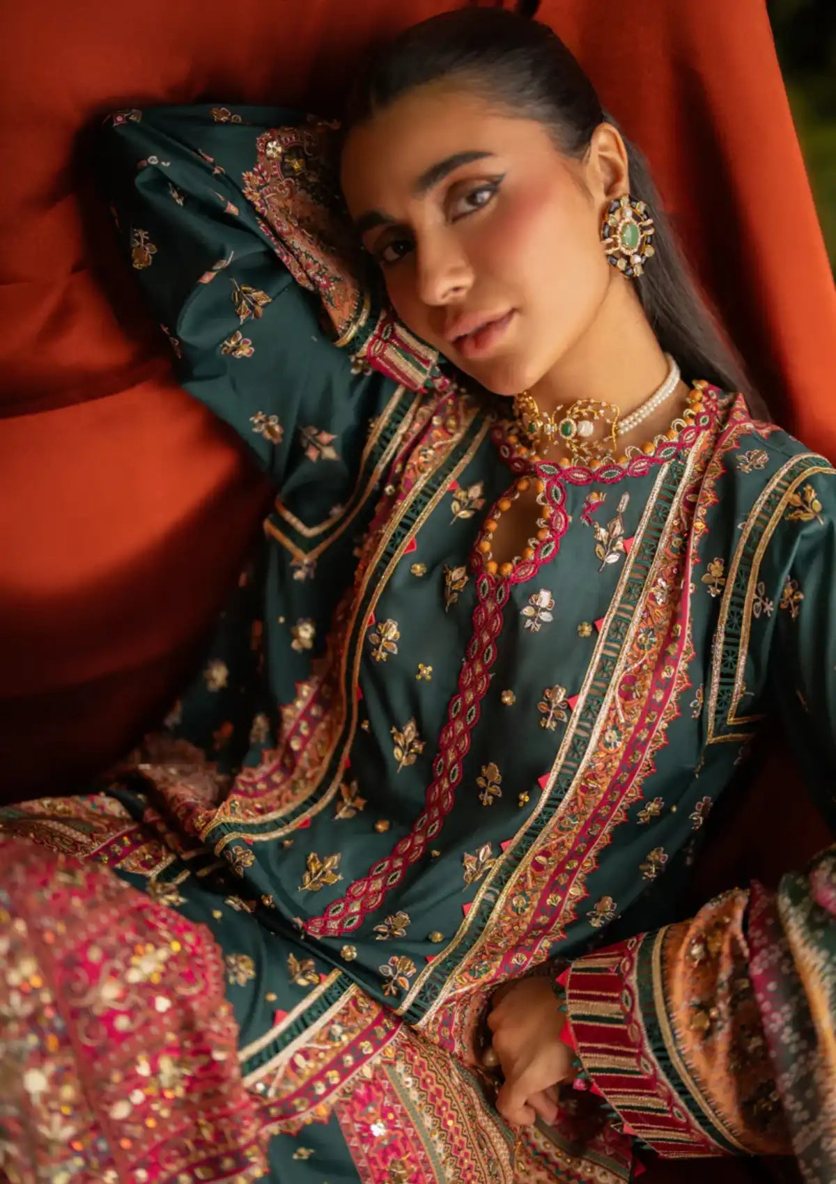 Qalamkar Luxe Silk'24 UA-02 NINA