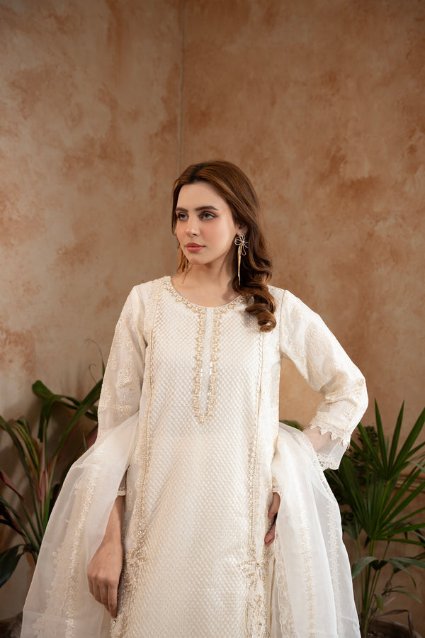 Manahils Shehr-e-Husn'26 186-OFF WHITE